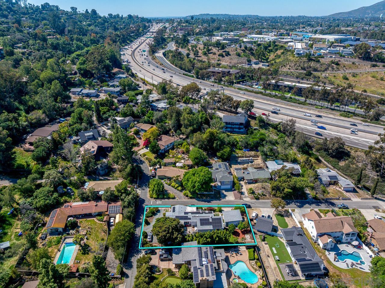 Detail Gallery Image 10 of 12 For 1210  Pine Drive, El Cajon,  CA 92020 - 3 Beds | 2/1 Baths
