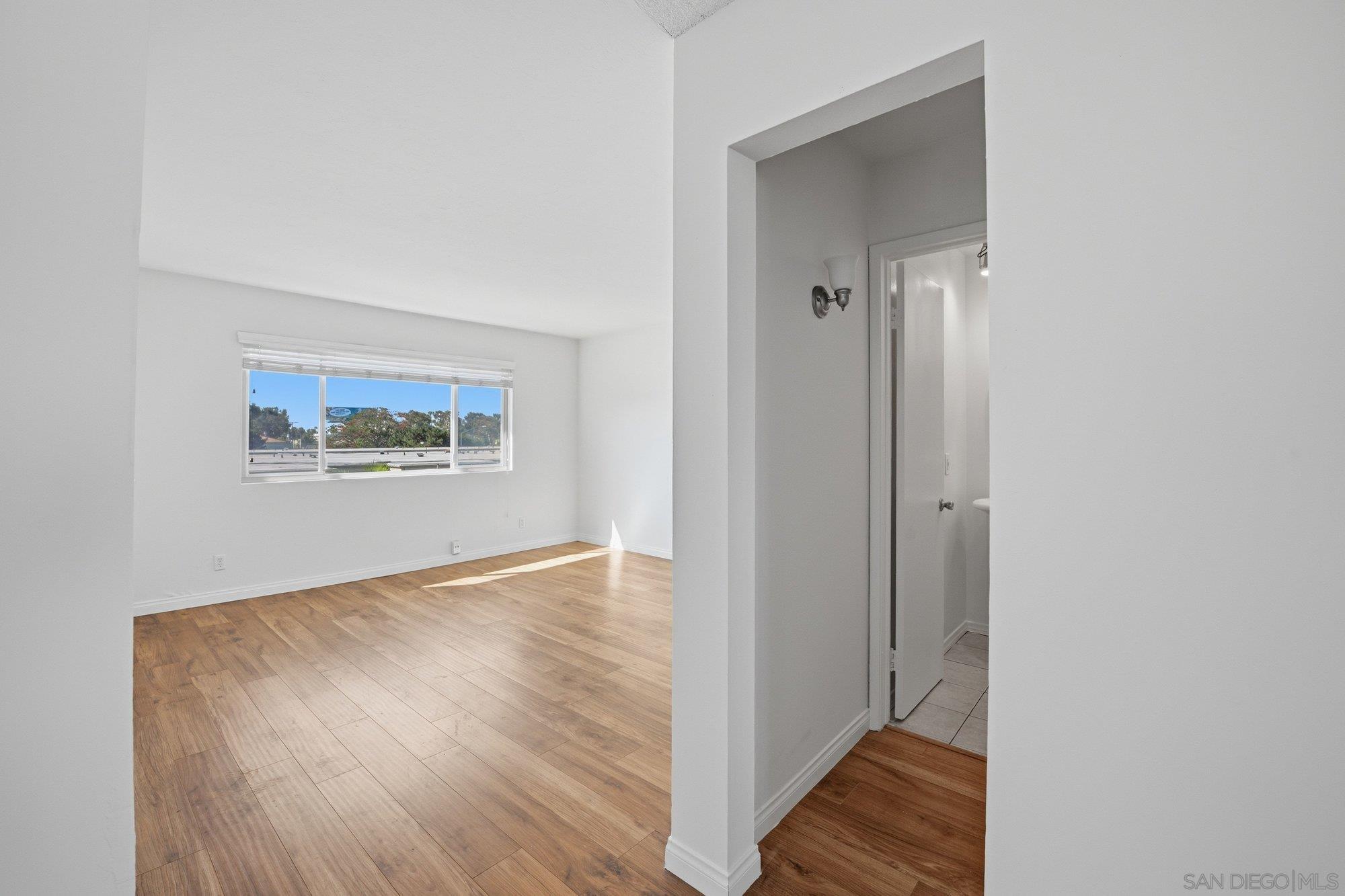 Detail Gallery Image 8 of 23 For 4875  Cole St  #69,  San Diego,  CA 92117 - 3 Beds | 1/1 Baths