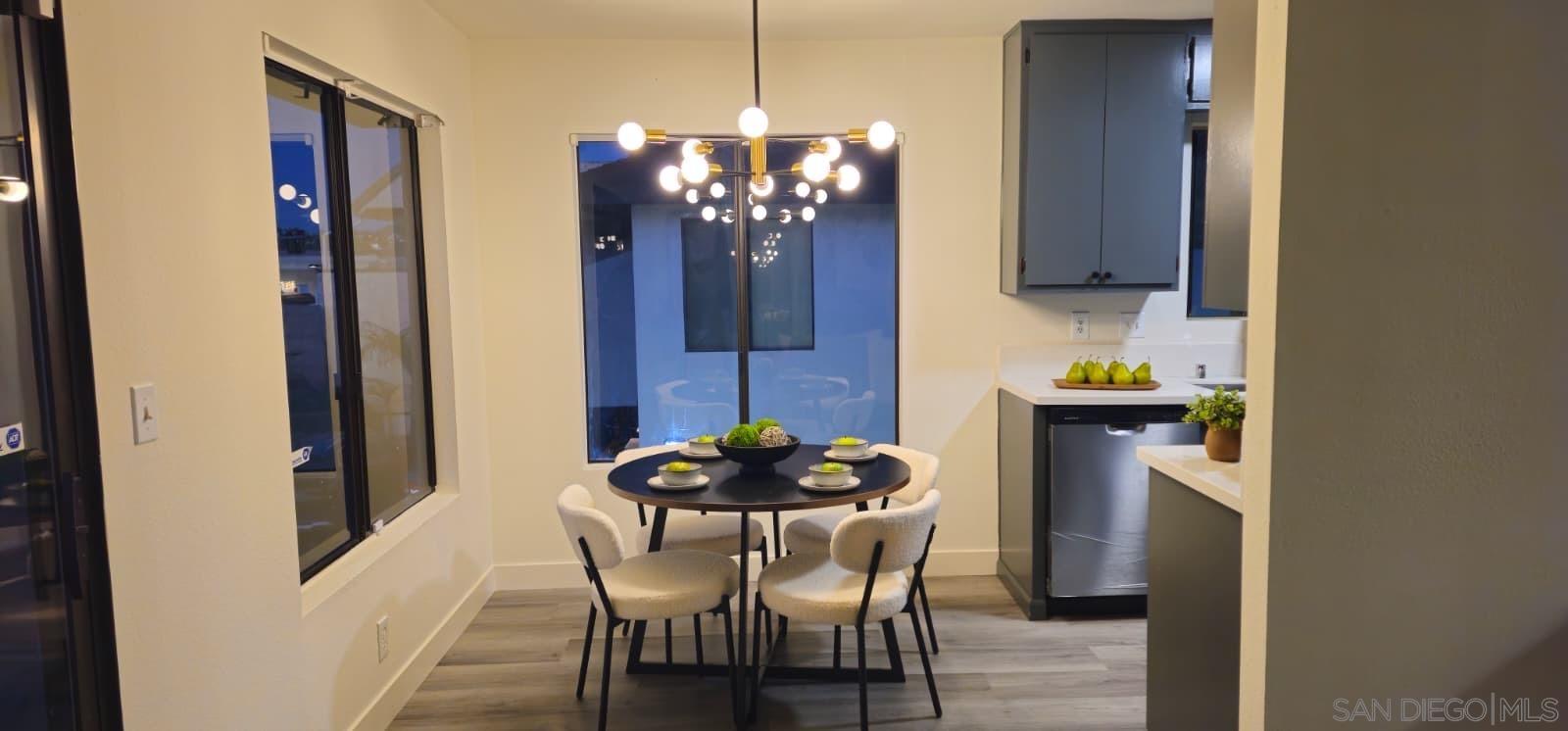 Detail Gallery Image 6 of 30 For 3207  Midway Dr.  #101,  San Diego,  CA 92110 - 1 Beds | 1 Baths