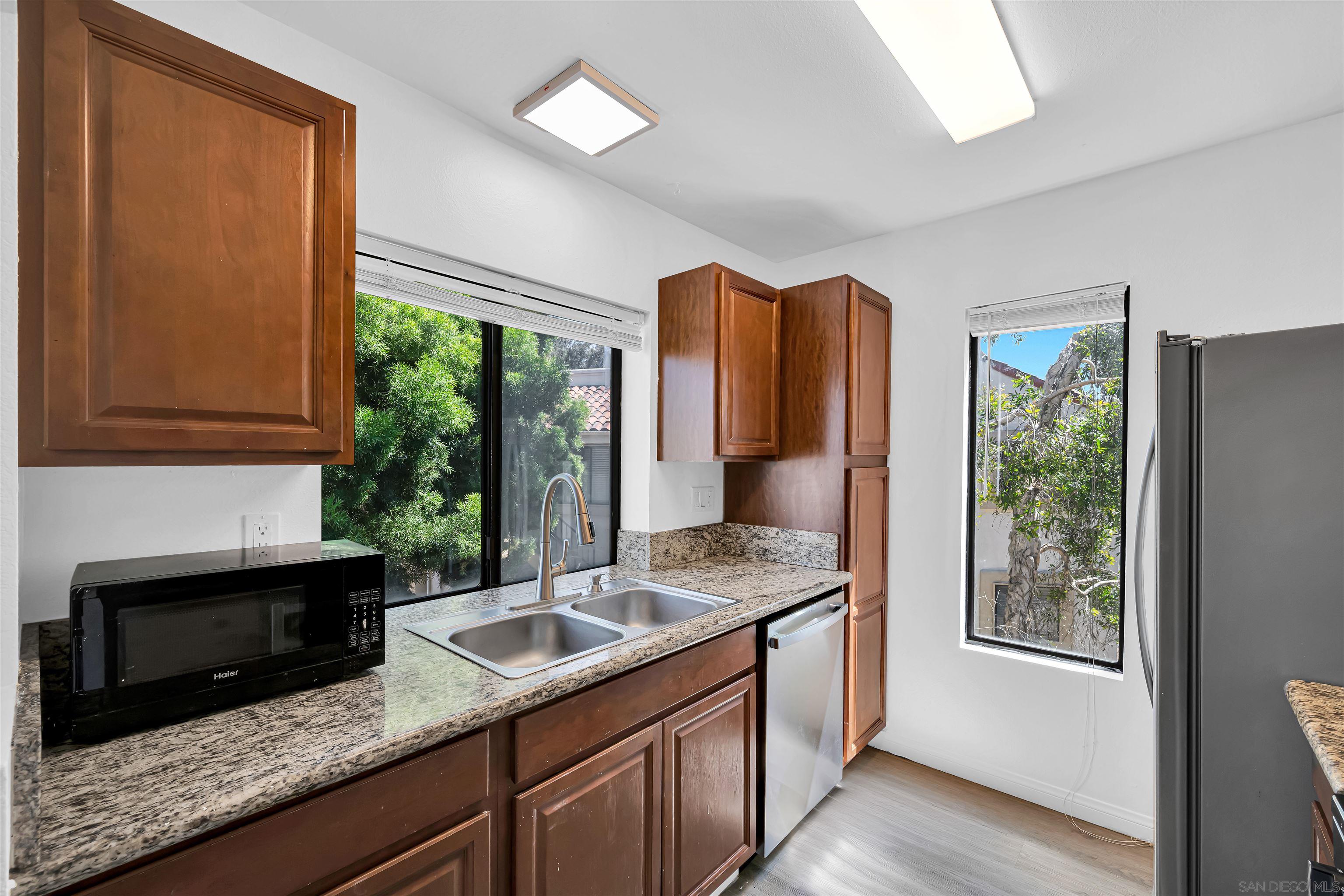 Detail Gallery Image 13 of 33 For 8456  New Salem  #30,  San Diego,  CA 92126 - 2 Beds | 2 Baths
