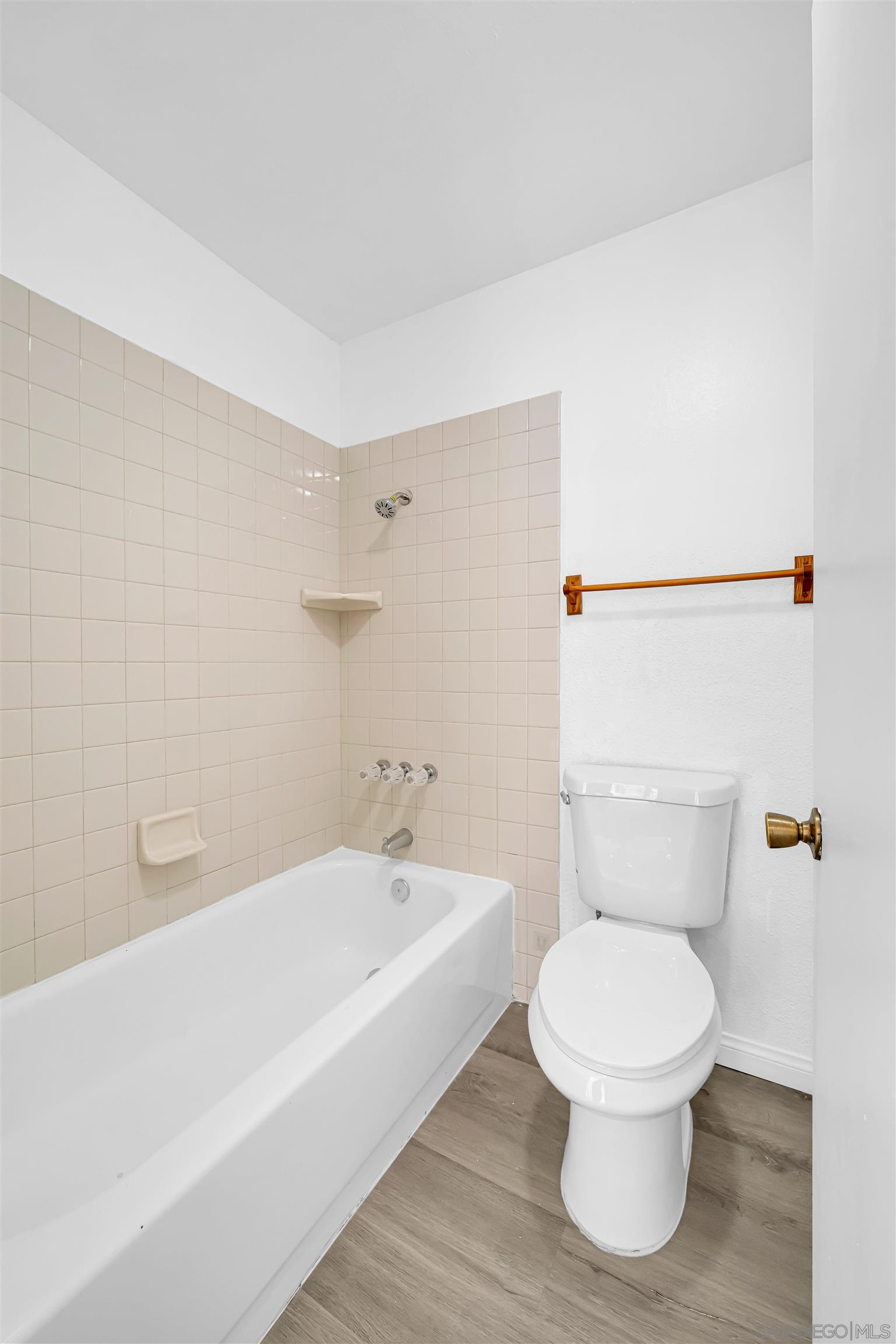 Detail Gallery Image 17 of 33 For 8456  New Salem  #30,  San Diego,  CA 92126 - 2 Beds | 2 Baths