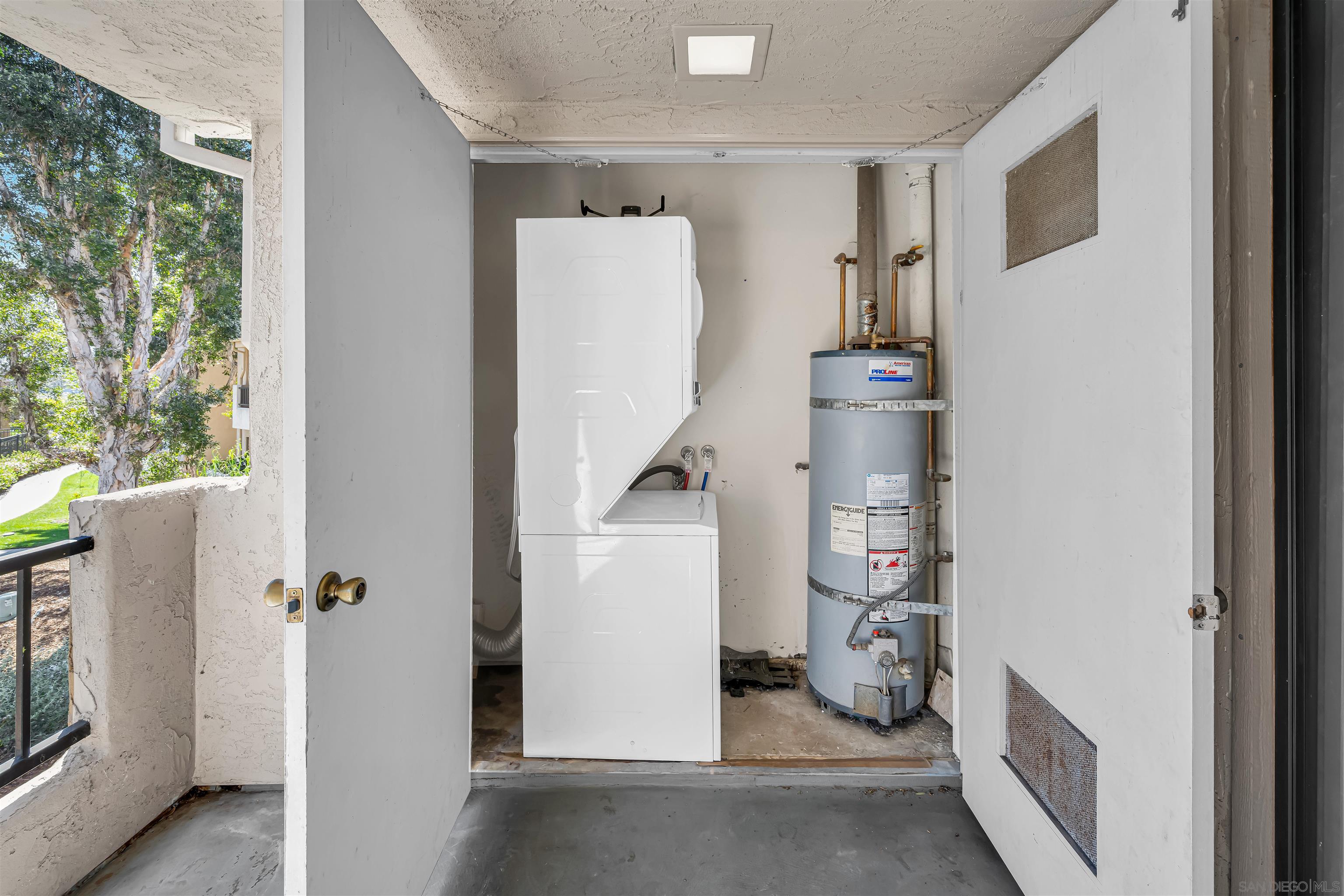 Detail Gallery Image 21 of 33 For 8456  New Salem  #30,  San Diego,  CA 92126 - 2 Beds | 2 Baths