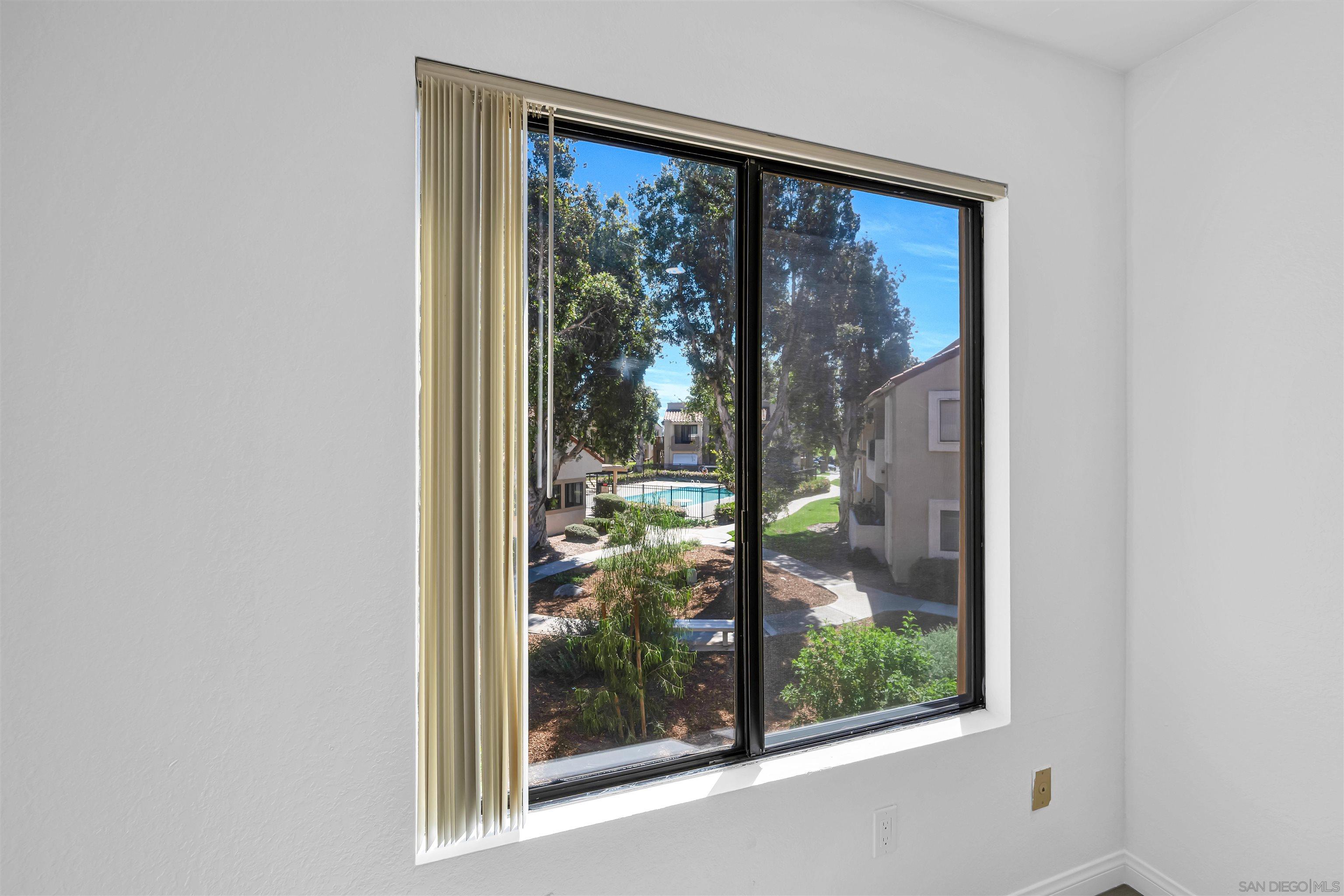 Detail Gallery Image 22 of 33 For 8456  New Salem  #30,  San Diego,  CA 92126 - 2 Beds | 2 Baths