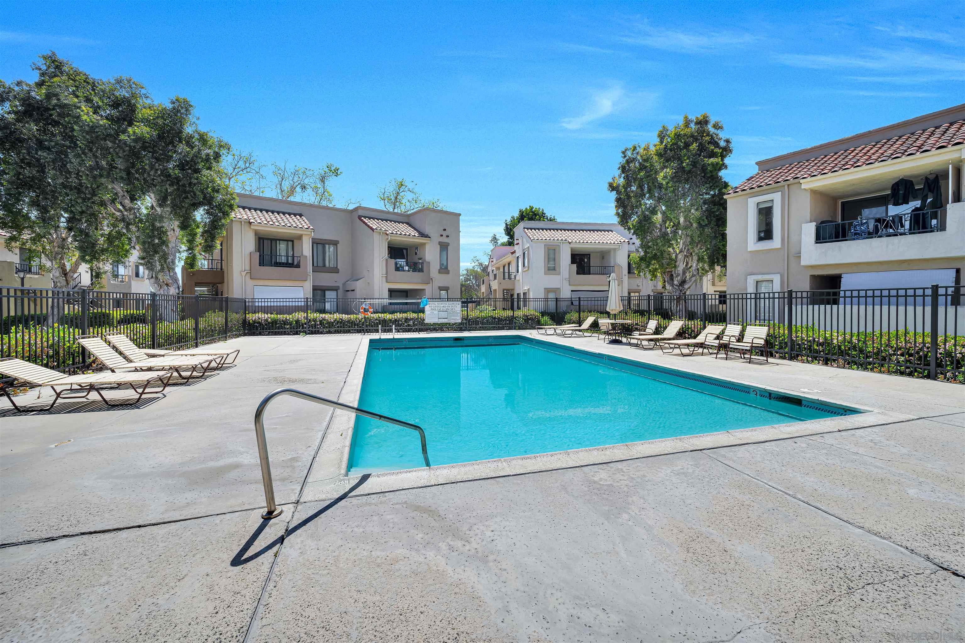 Detail Gallery Image 24 of 33 For 8456  New Salem  #30,  San Diego,  CA 92126 - 2 Beds | 2 Baths