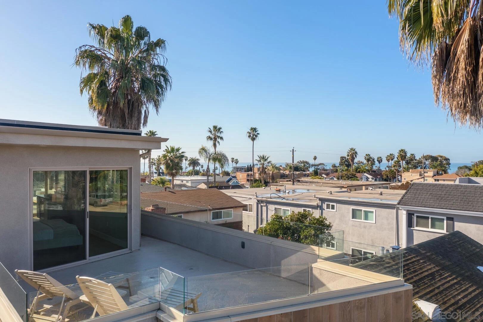 Detail Gallery Image 28 of 36 For 851-53  Sapphire, San Diego,  CA 92109 - 6 Beds | 7 Baths