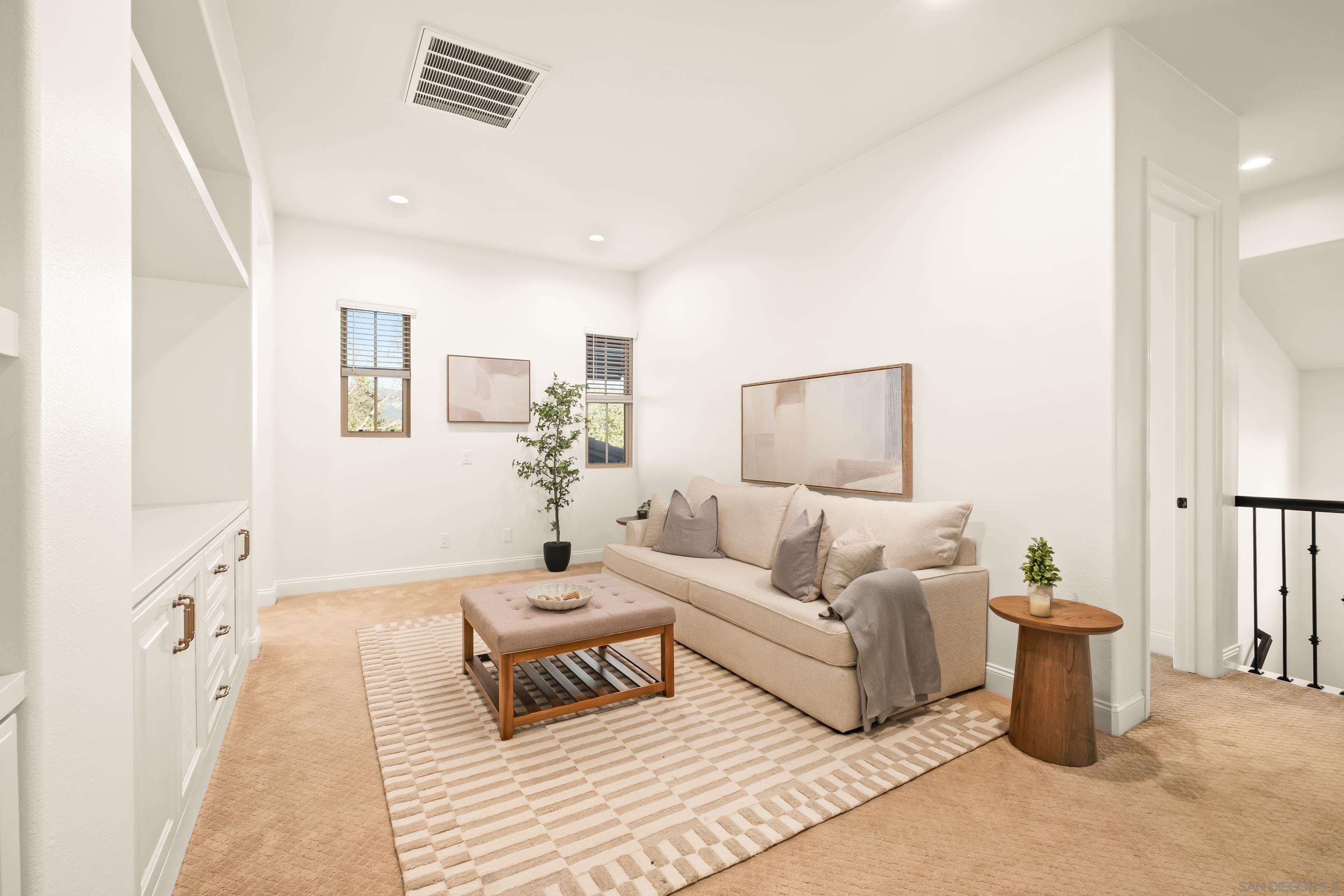 Detail Gallery Image 19 of 44 For 7175  Sitio Caballero, Carlsbad,  CA 92009 - 4 Beds | 3/1 Baths