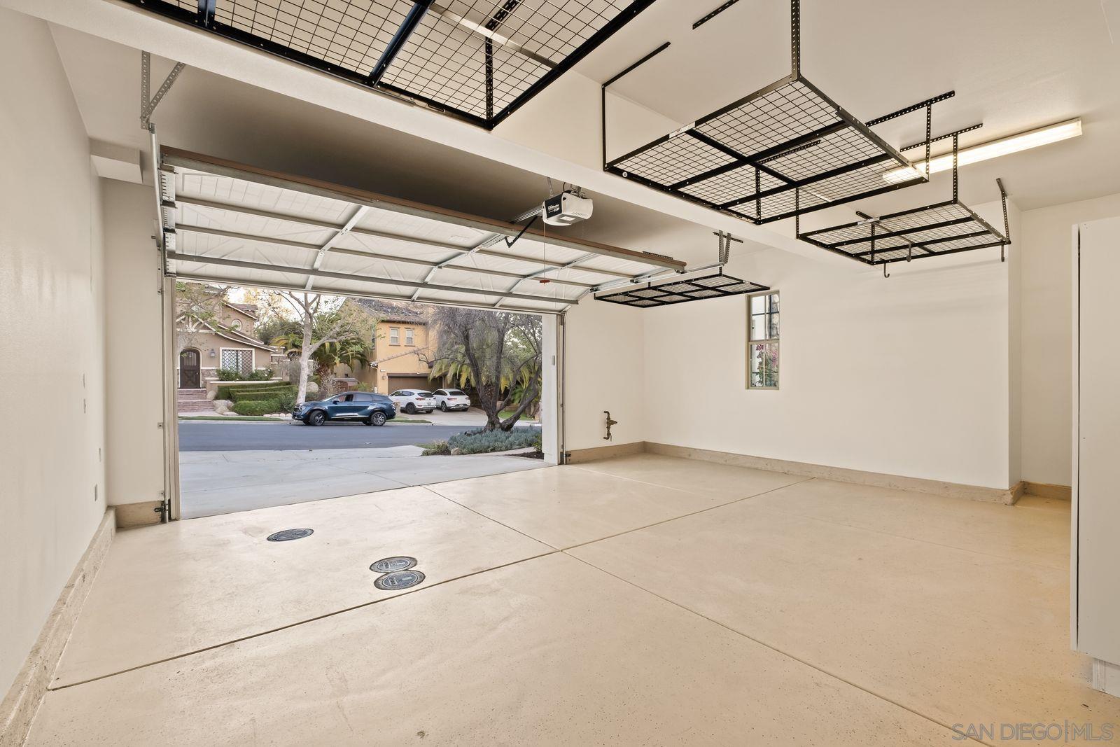 Detail Gallery Image 27 of 44 For 7175  Sitio Caballero, Carlsbad,  CA 92009 - 4 Beds | 3/1 Baths