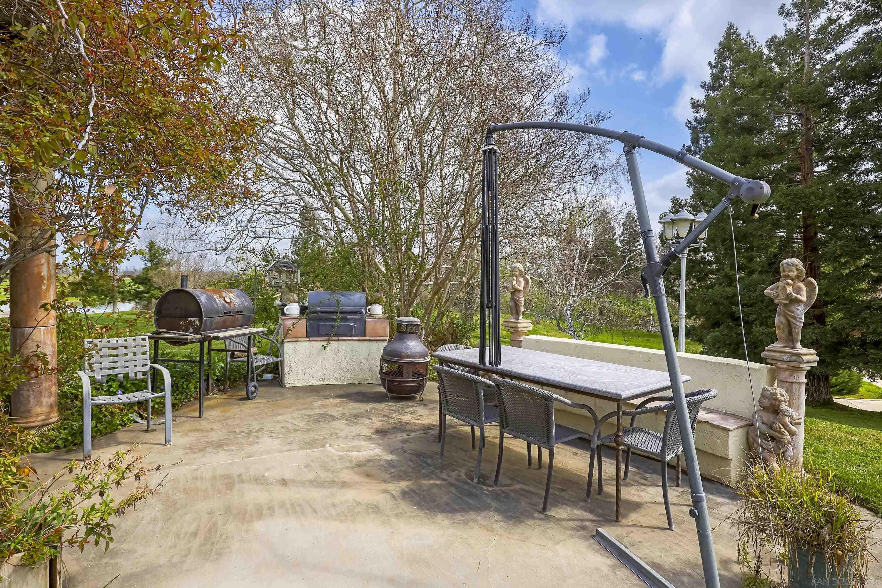 Detail Gallery Image 14 of 68 For 24943 N Mcintire Road, Clements,  CA 95227 - 5 Beds | 3 Baths