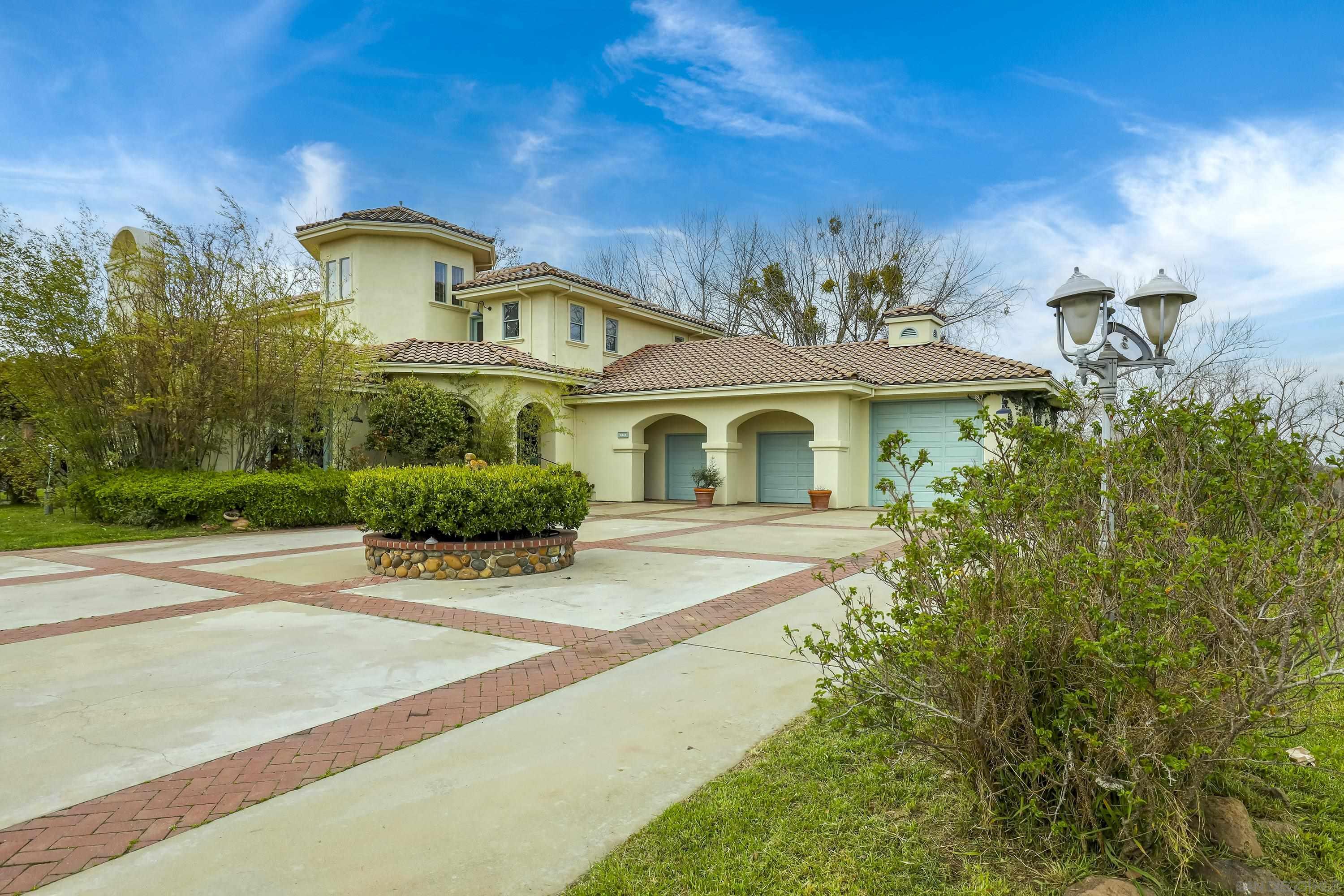 Detail Gallery Image 6 of 68 For 24943 N Mcintire Road, Clements,  CA 95227 - 5 Beds | 3 Baths