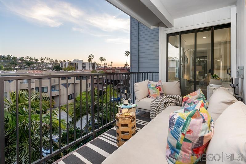 Detail Gallery Image 20 of 31 For 2130  Vallecitos  342, La Jolla,  CA 92037 - 2 Beds | 2 Baths