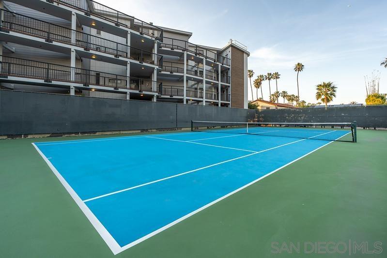 Detail Gallery Image 23 of 31 For 2130  Vallecitos  342, La Jolla,  CA 92037 - 2 Beds | 2 Baths