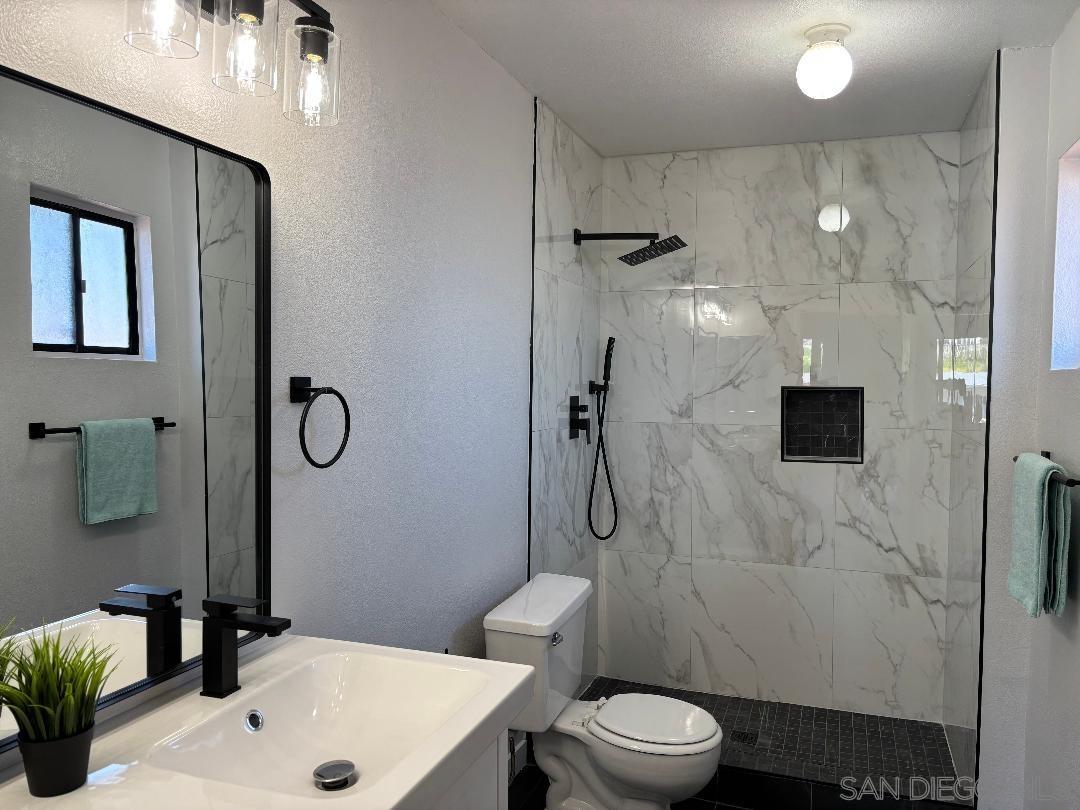 Detail Gallery Image 18 of 31 For 9211  Todos Santos Drive, Santee,  CA 92071 - 4 Beds | 2 Baths