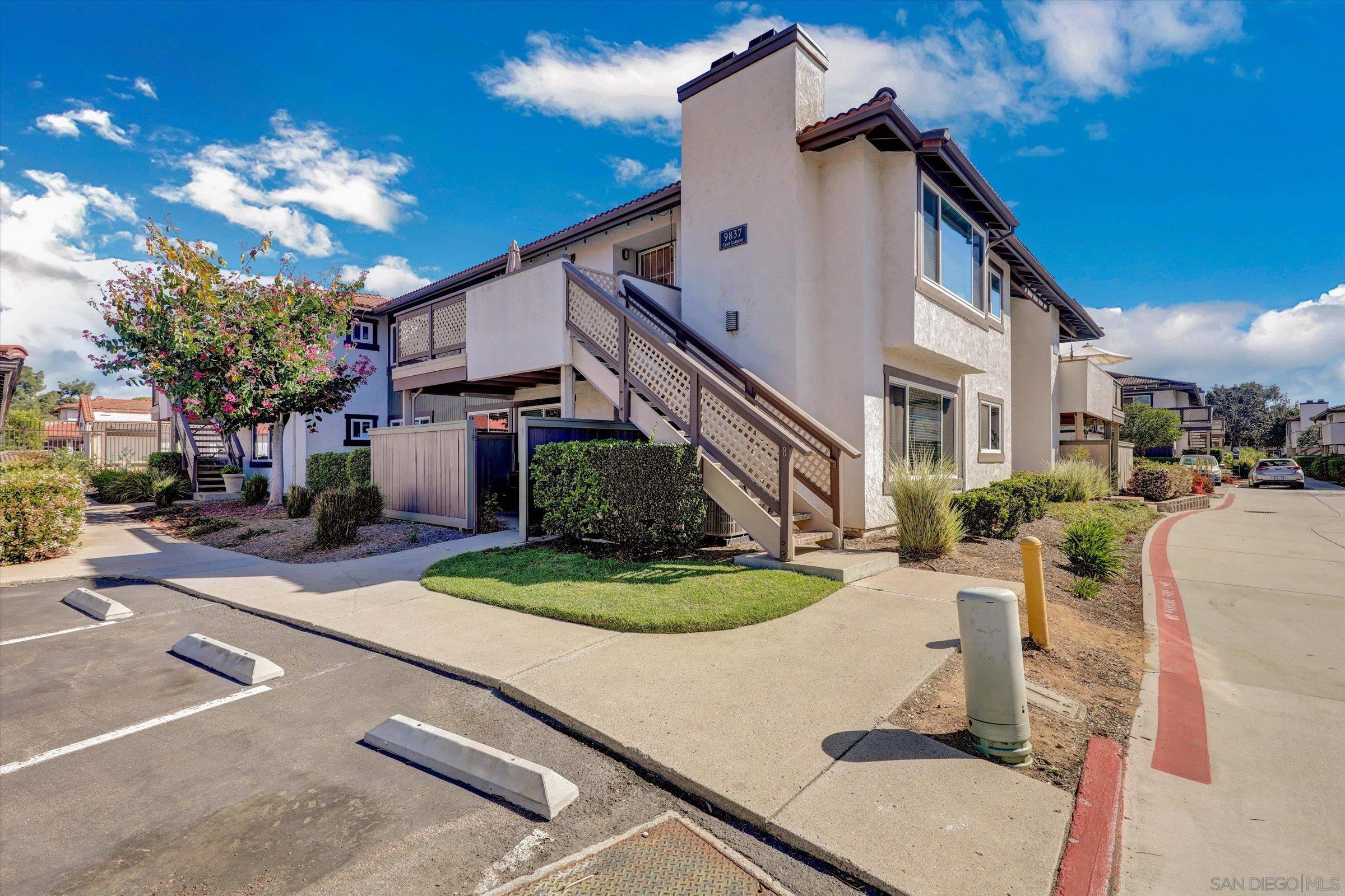 Front Image Thumbnail for SD260006712