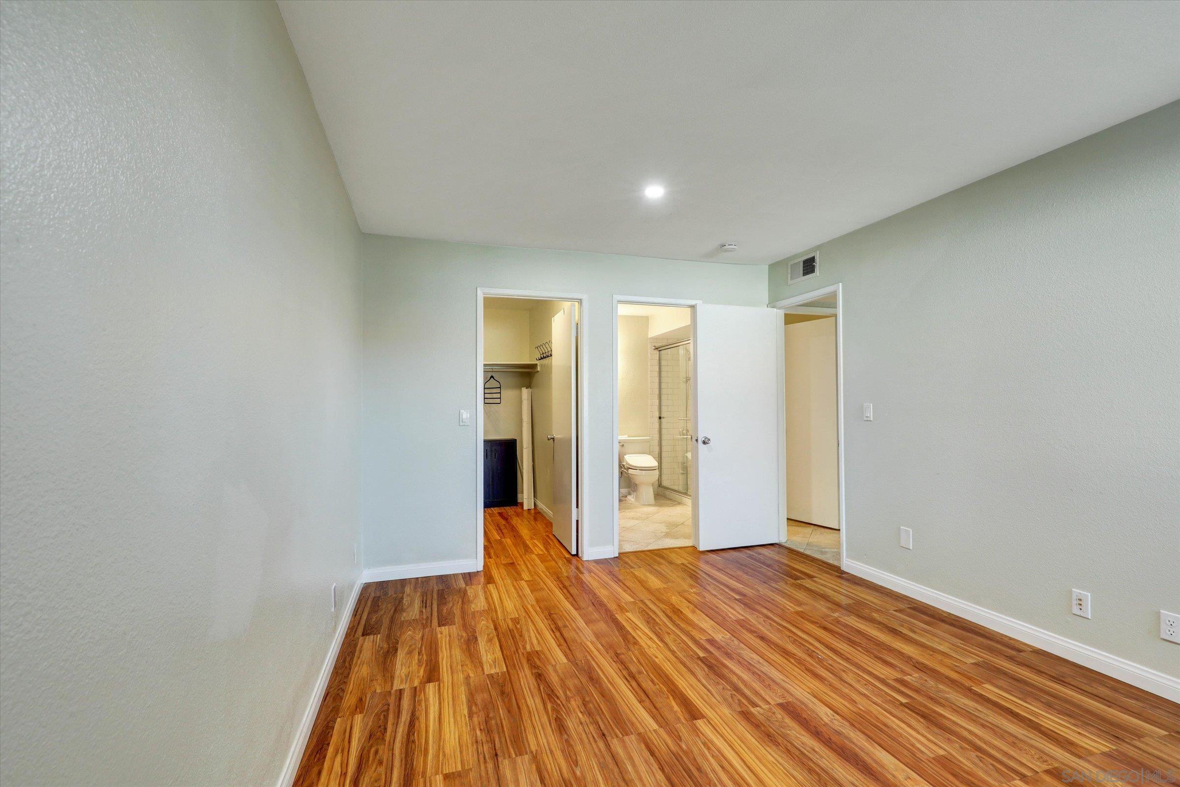 Detail Gallery Image 11 of 19 For 9837  Caspi Gardens Dr 7, Santee,  CA 92071 - 2 Beds | 1/1 Baths