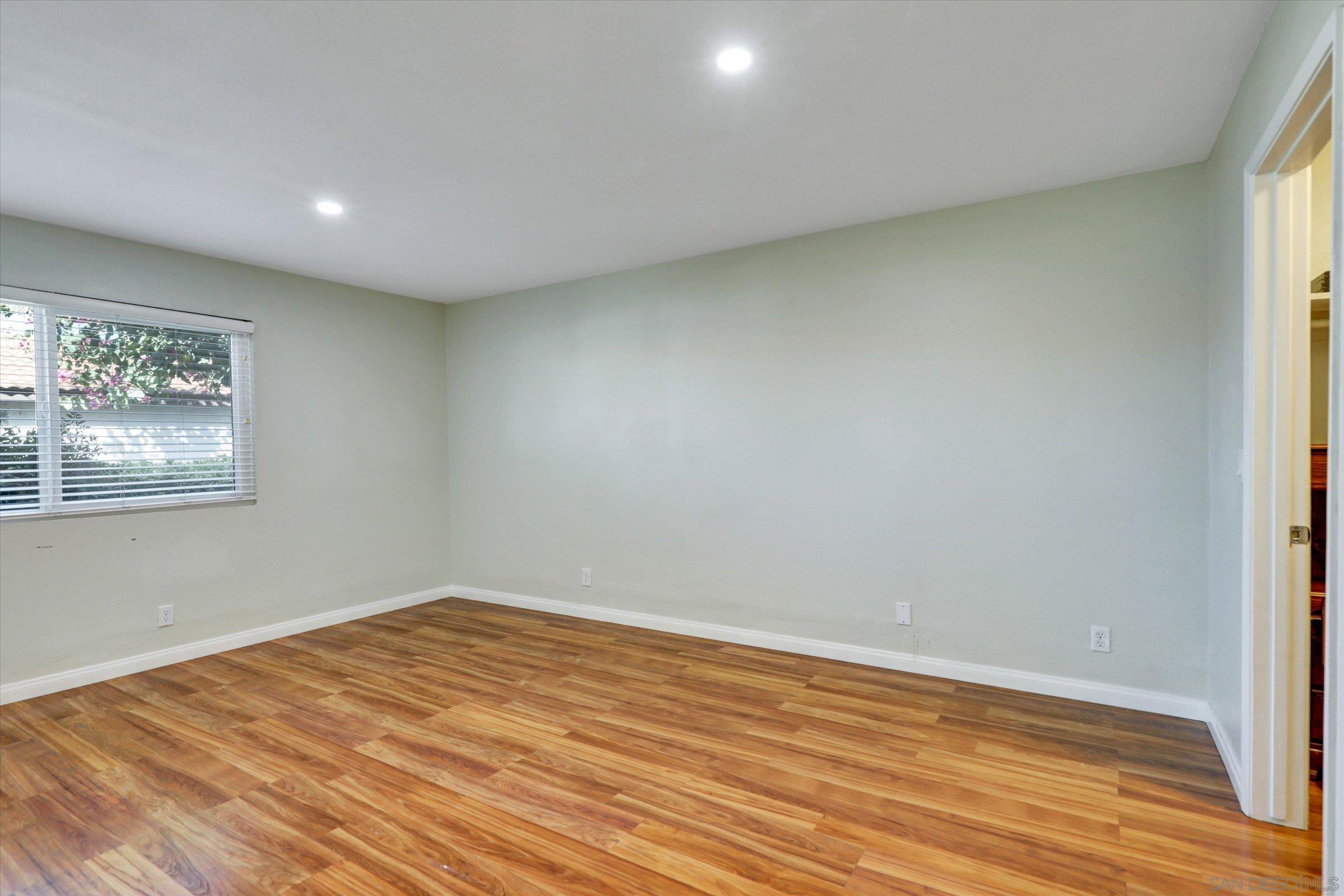 Detail Gallery Image 15 of 19 For 9837  Caspi Gardens Dr 7, Santee,  CA 92071 - 2 Beds | 1/1 Baths