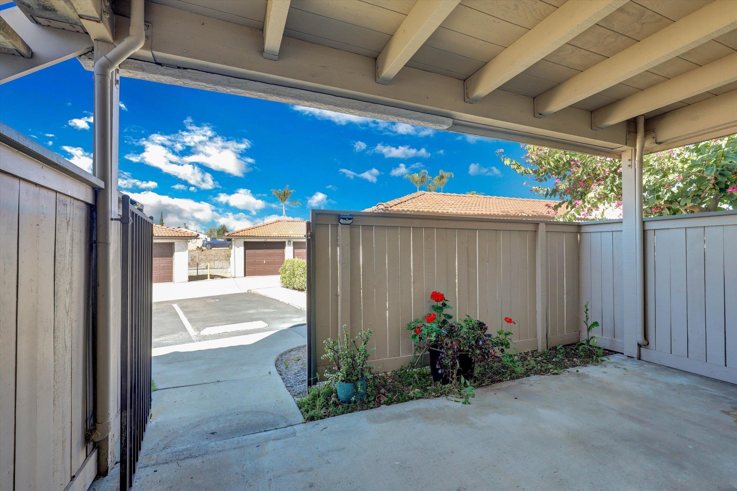 Detail Gallery Image 19 of 19 For 9837  Caspi Gardens Dr 7, Santee,  CA 92071 - 2 Beds | 1/1 Baths
