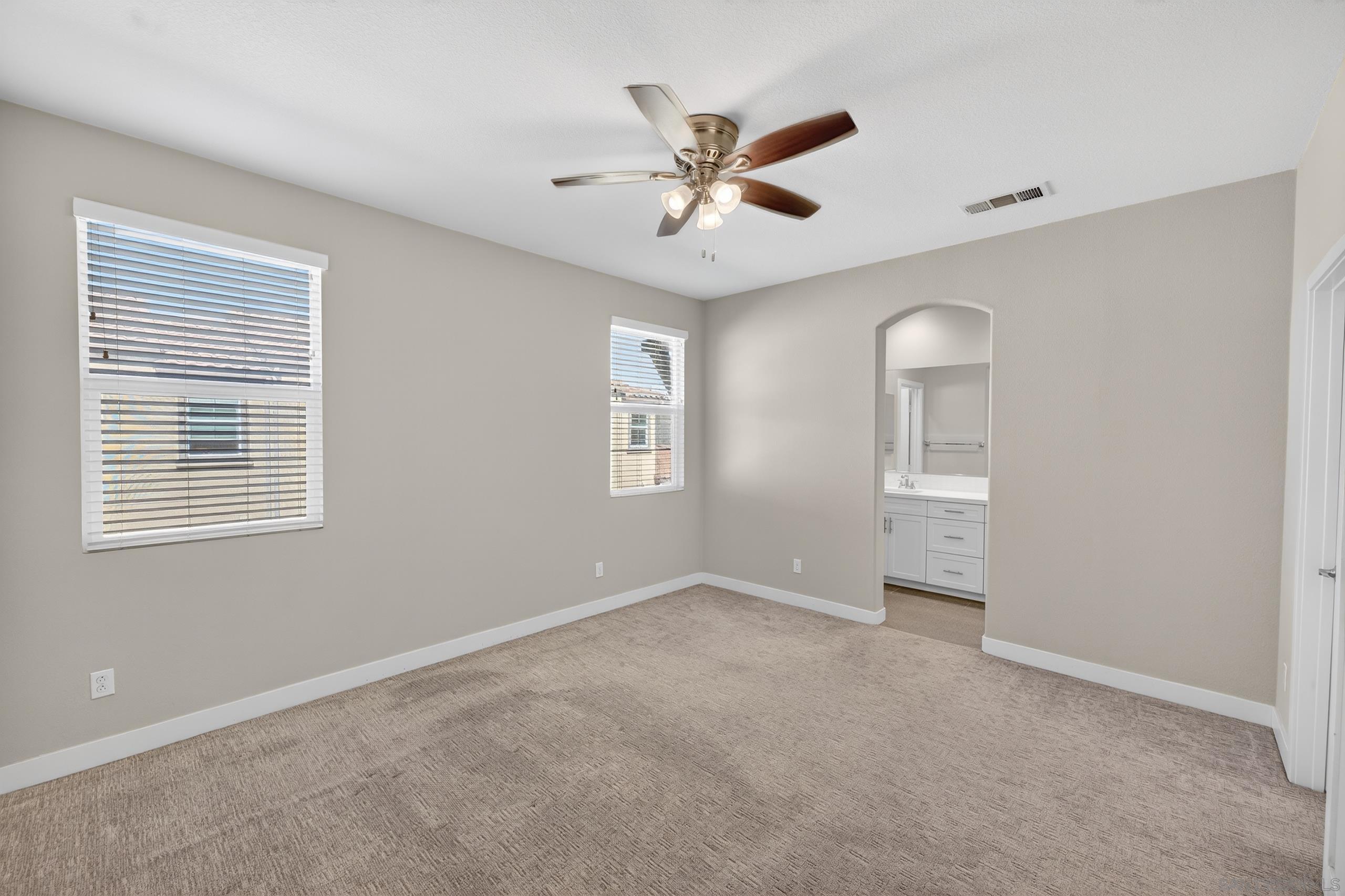 Detail Gallery Image 14 of 53 For 4321  Star Path Way 3, Oceanside,  CA 92056 - 2 Beds | 2/1 Baths