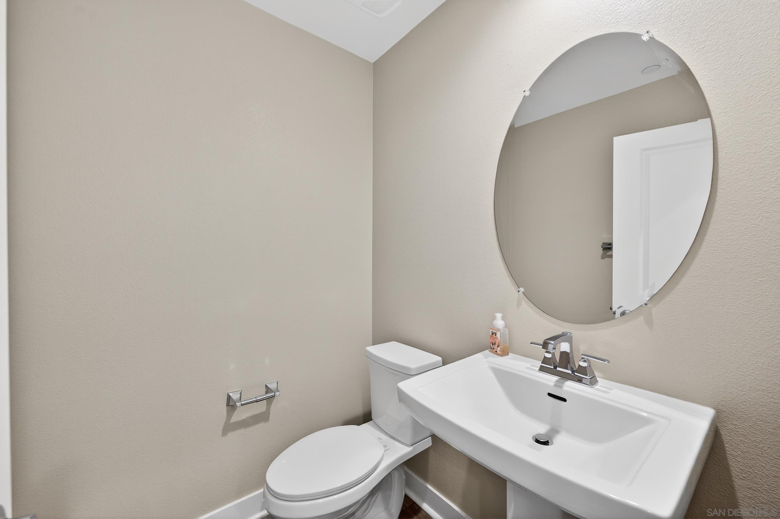 Detail Gallery Image 28 of 53 For 4321  Star Path Way 3, Oceanside,  CA 92056 - 2 Beds | 2/1 Baths
