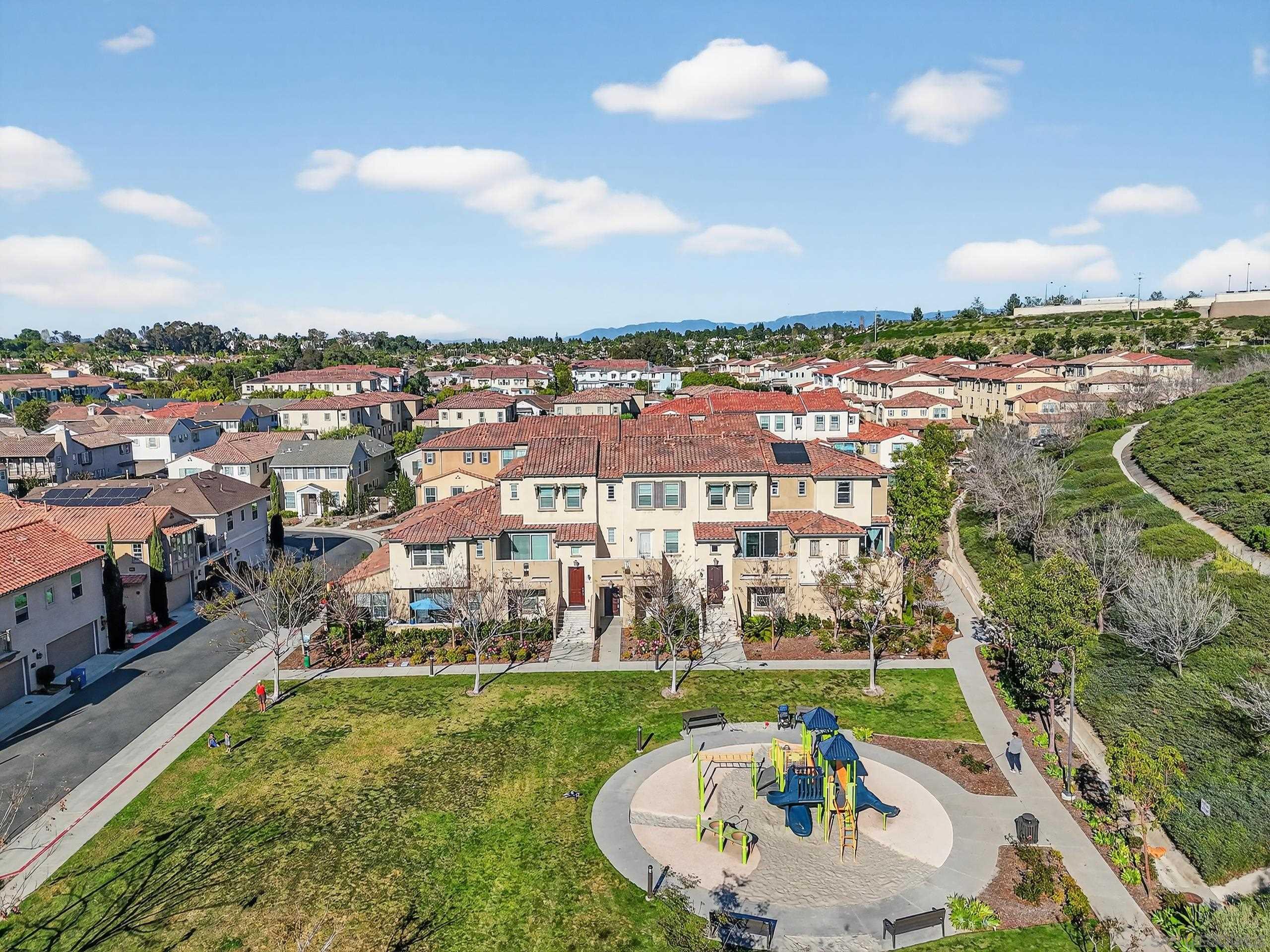 Detail Gallery Image 50 of 53 For 4321  Star Path Way 3, Oceanside,  CA 92056 - 2 Beds | 2/1 Baths