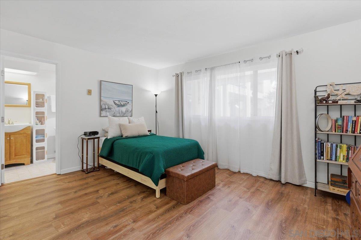 Detail Gallery Image 14 of 22 For 3770  Crown Point  #103,  San Diego,  CA 92109 - 2 Beds | 2 Baths