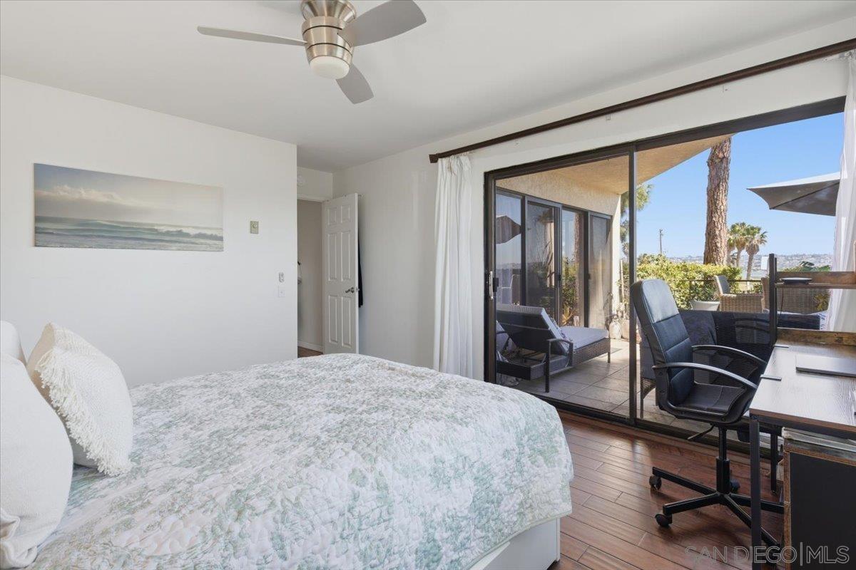 Detail Gallery Image 17 of 22 For 3770  Crown Point  #103,  San Diego,  CA 92109 - 2 Beds | 2 Baths