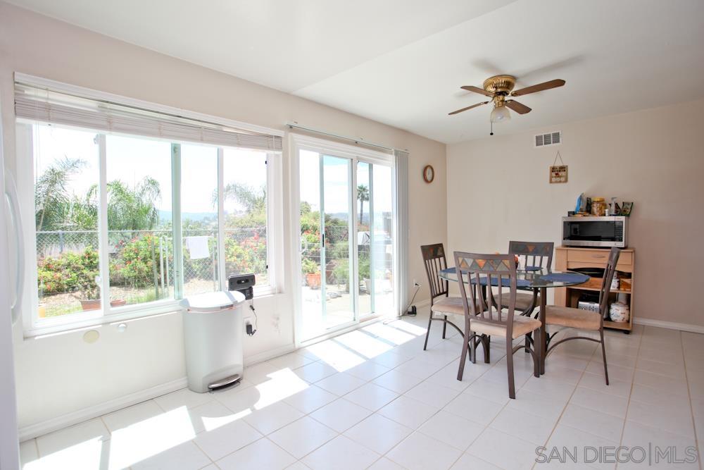 Detail Gallery Image 11 of 23 For 14051  Hermosillo Way, Poway,  CA 92064 - 4 Beds | 2 Baths