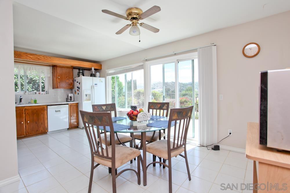 Detail Gallery Image 10 of 23 For 14051  Hermosillo Way, Poway,  CA 92064 - 4 Beds | 2 Baths