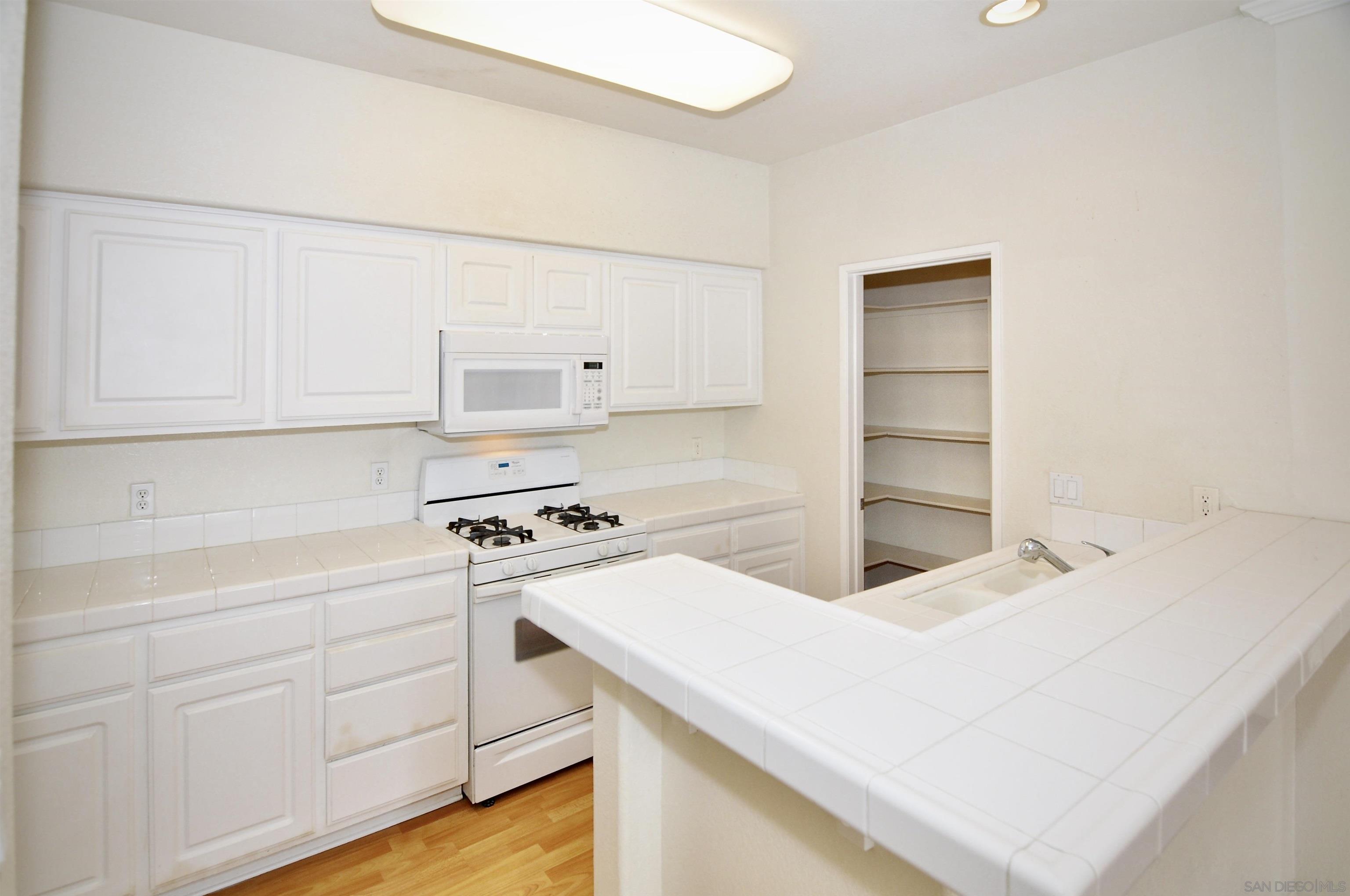 Detail Gallery Image 34 of 71 For 10840  Scripps Ranch Blvd  206, San Diego,  CA 92131 - 1 Beds | 1 Baths