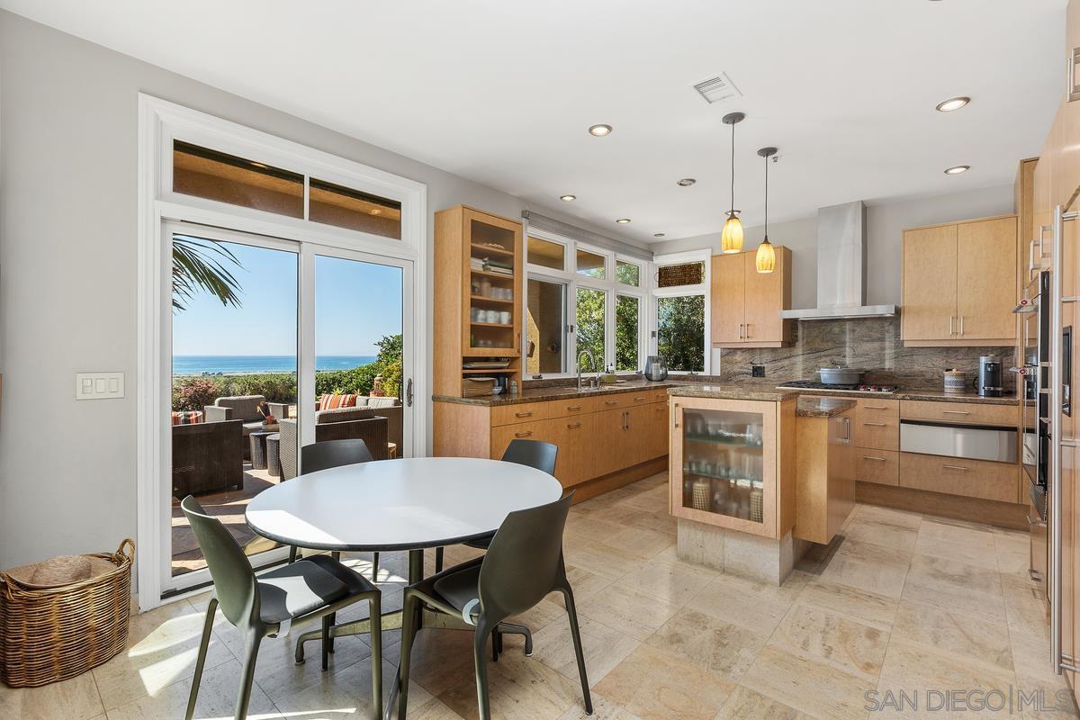 Detail Gallery Image 11 of 40 For 849  N Rios Ave, Solana Beach,  CA 92075 - 4 Beds | 2/1 Baths