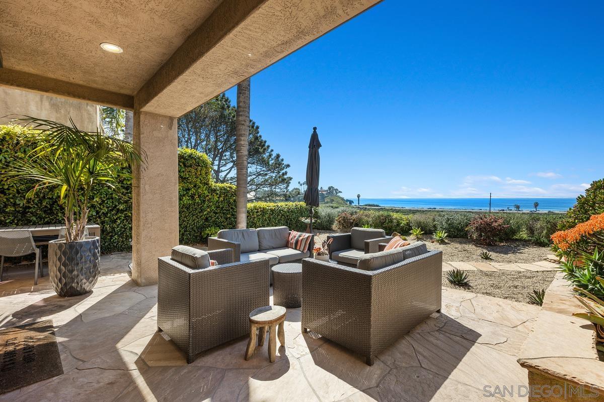 Detail Gallery Image 16 of 40 For 849  N Rios Ave, Solana Beach,  CA 92075 - 4 Beds | 2/1 Baths