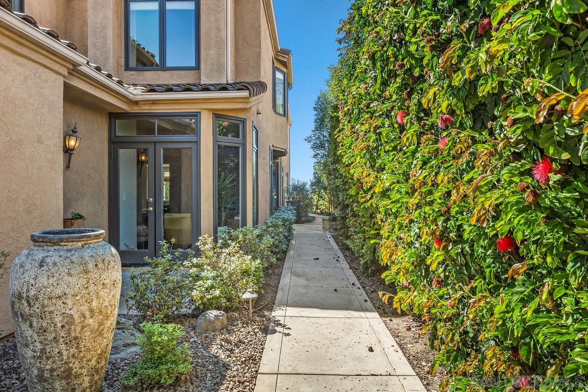Detail Gallery Image 5 of 40 For 849  N Rios Ave, Solana Beach,  CA 92075 - 4 Beds | 2/1 Baths