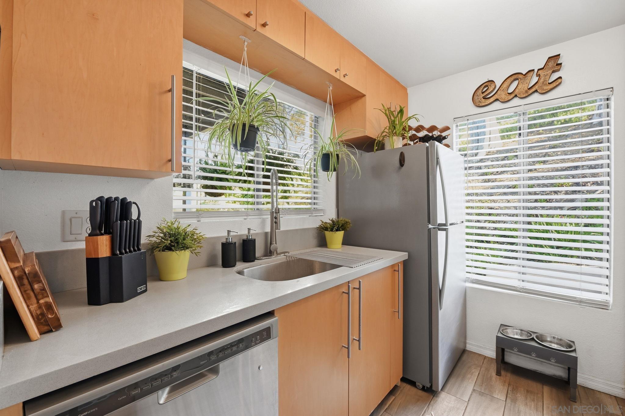 Detail Gallery Image 15 of 32 For 230  Diamond Way  #147,  Vista,  CA 92083 - 2 Beds | 2 Baths