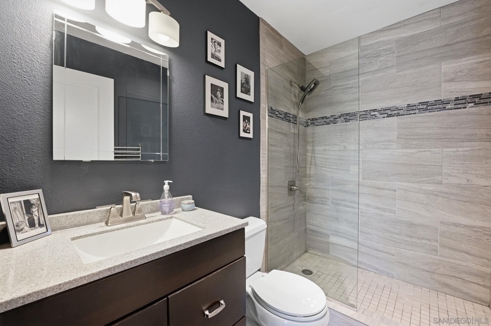 Detail Gallery Image 22 of 32 For 230  Diamond Way  #147,  Vista,  CA 92083 - 2 Beds | 2 Baths