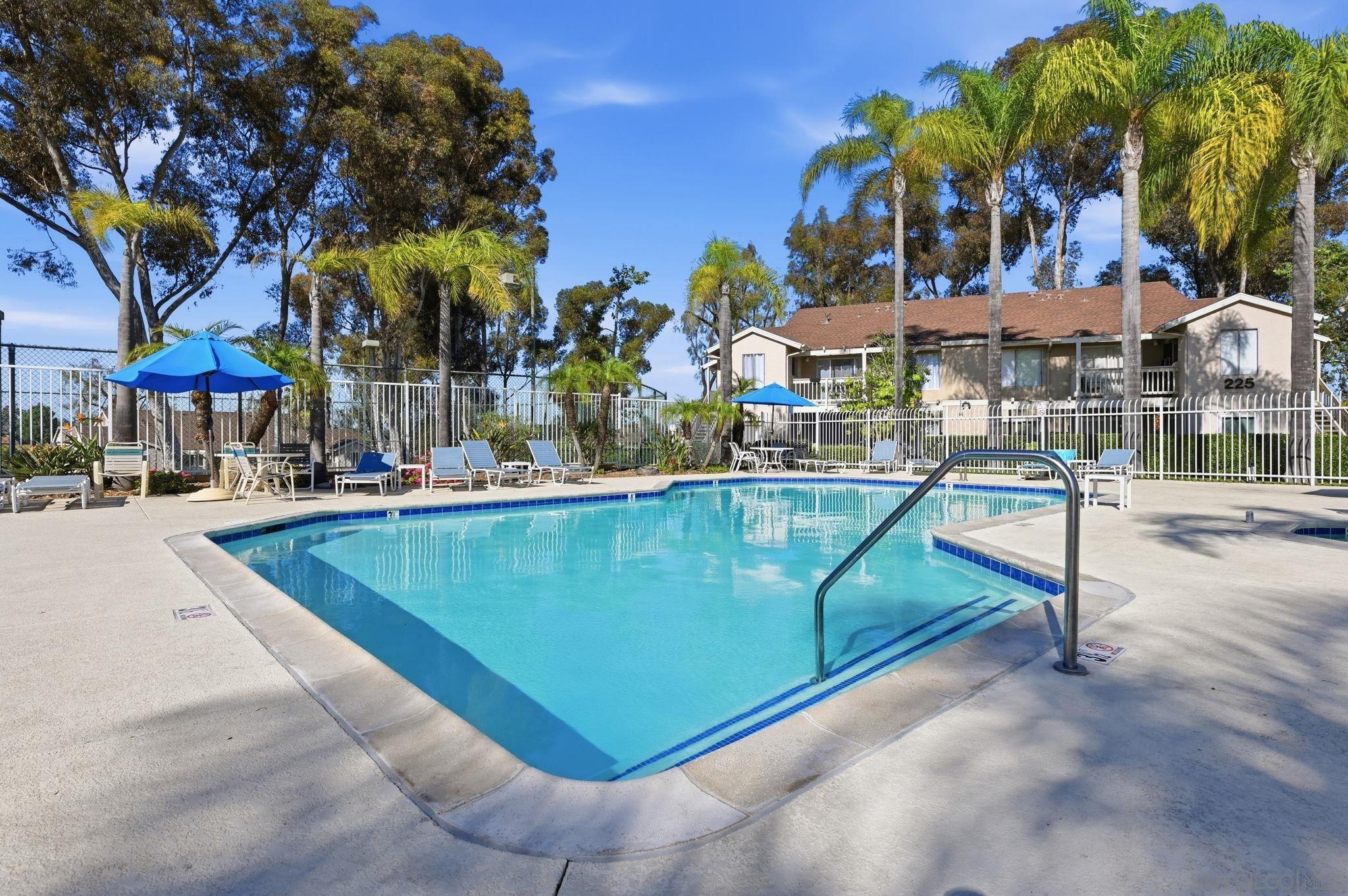 Detail Gallery Image 28 of 32 For 230  Diamond Way  #147,  Vista,  CA 92083 - 2 Beds | 2 Baths