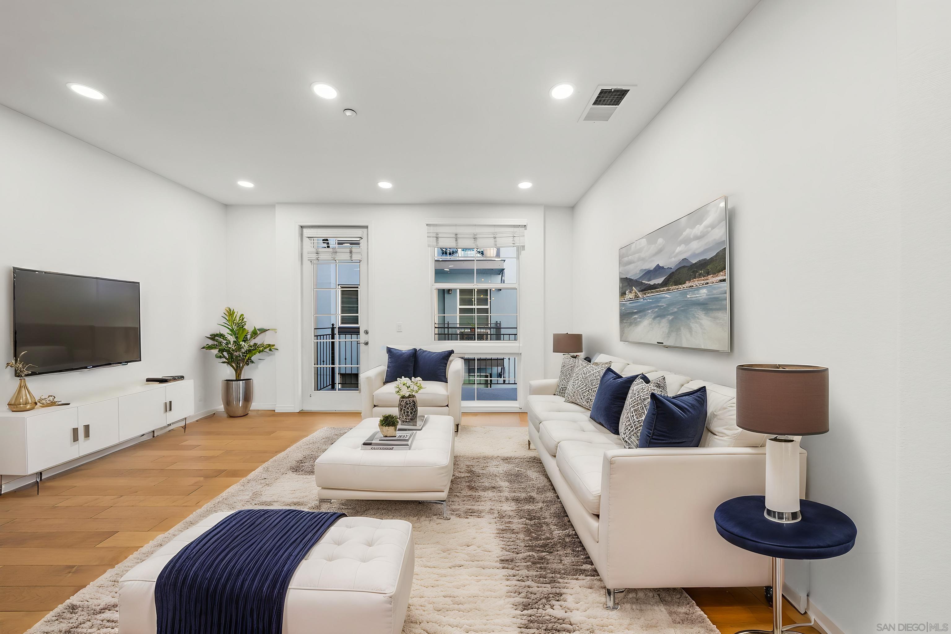 Detail Gallery Image 8 of 35 For 3957  30th St  #320,  San Diego,  CA 92104 - 2 Beds | 2 Baths