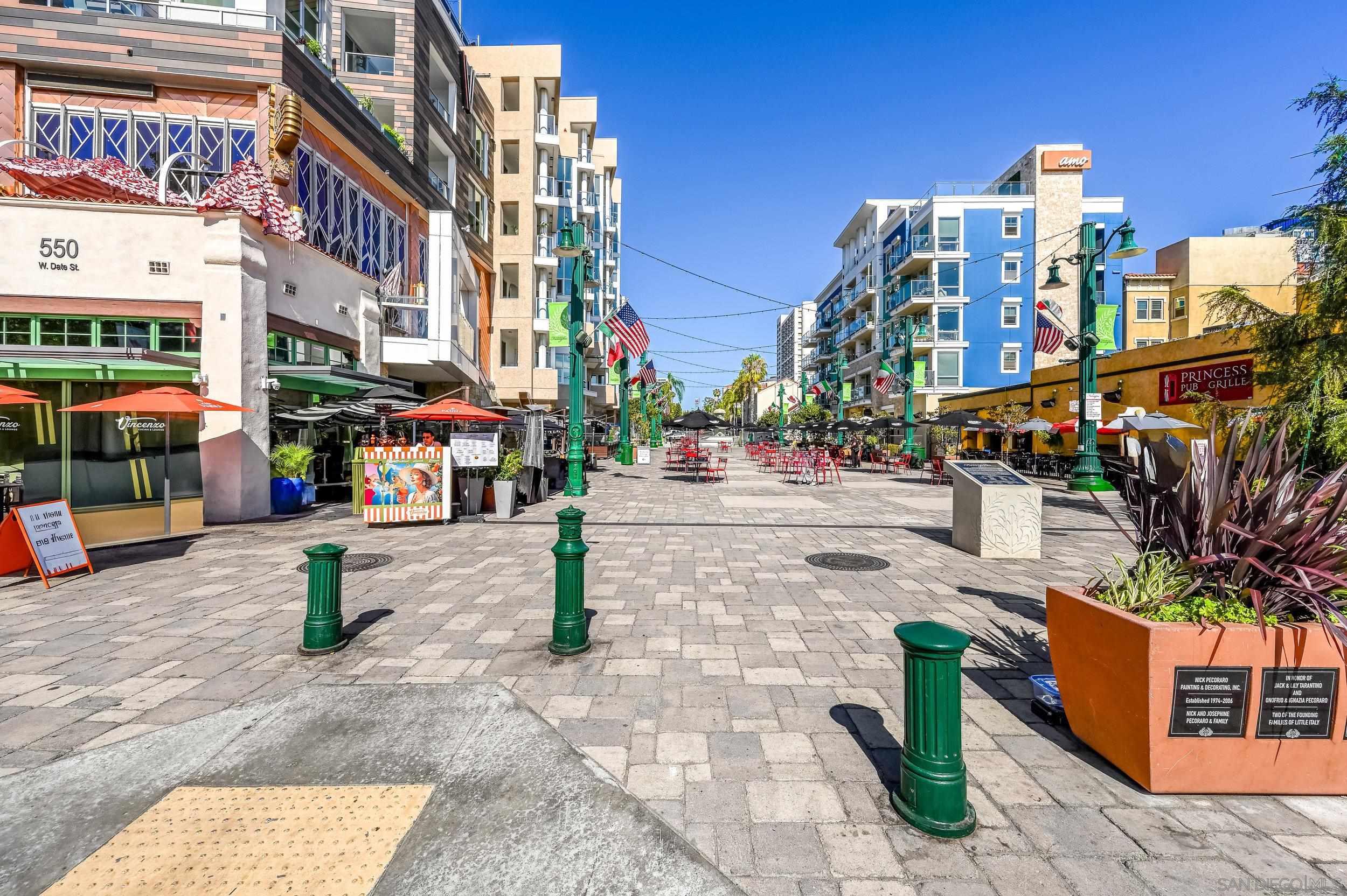 Detail Gallery Image 41 of 45 For 1943  India St  401, San Diego,  CA 92101 - 2 Beds | 2/1 Baths