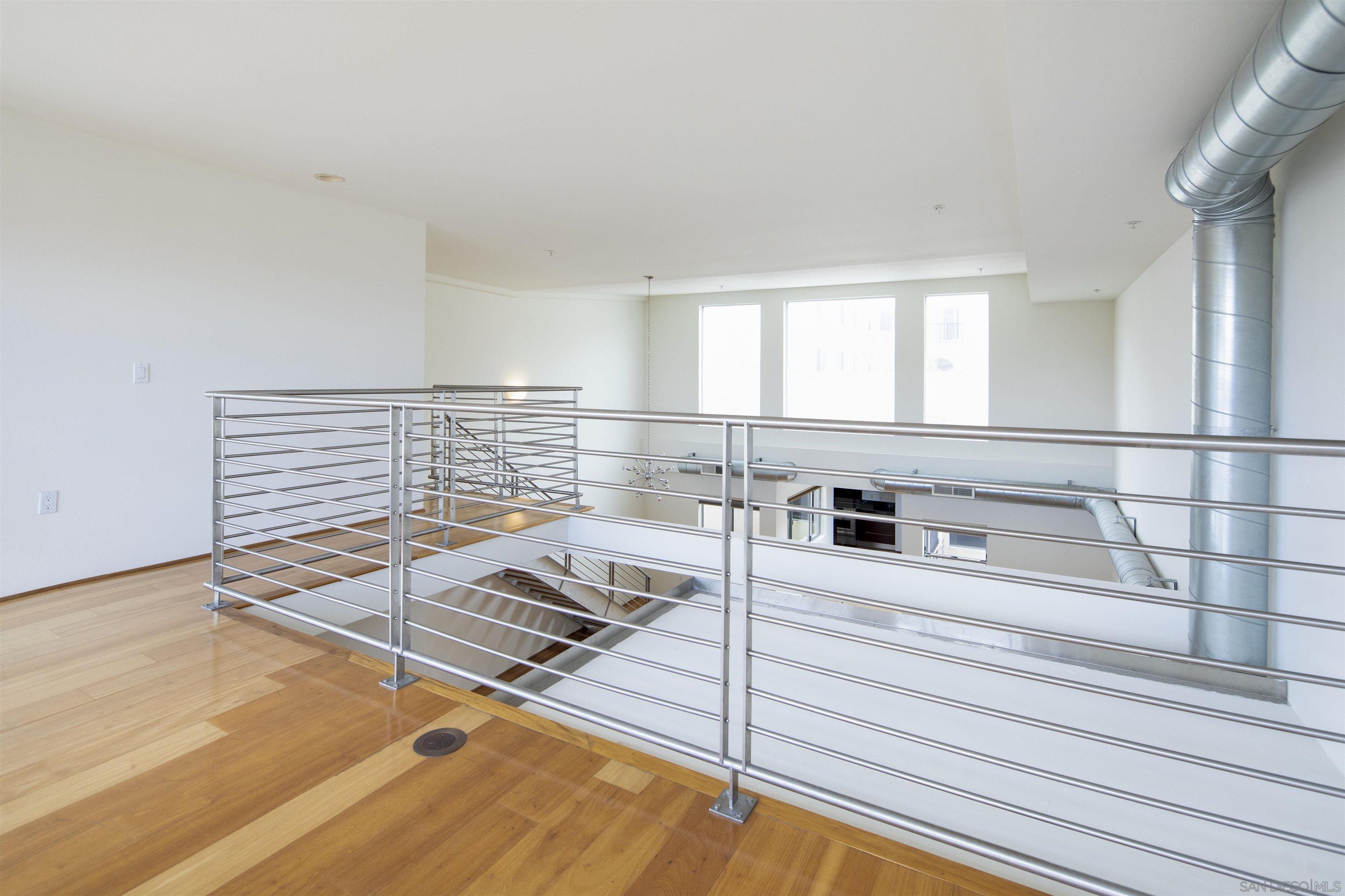 Detail Gallery Image 6 of 45 For 1943  India St  401, San Diego,  CA 92101 - 2 Beds | 2/1 Baths