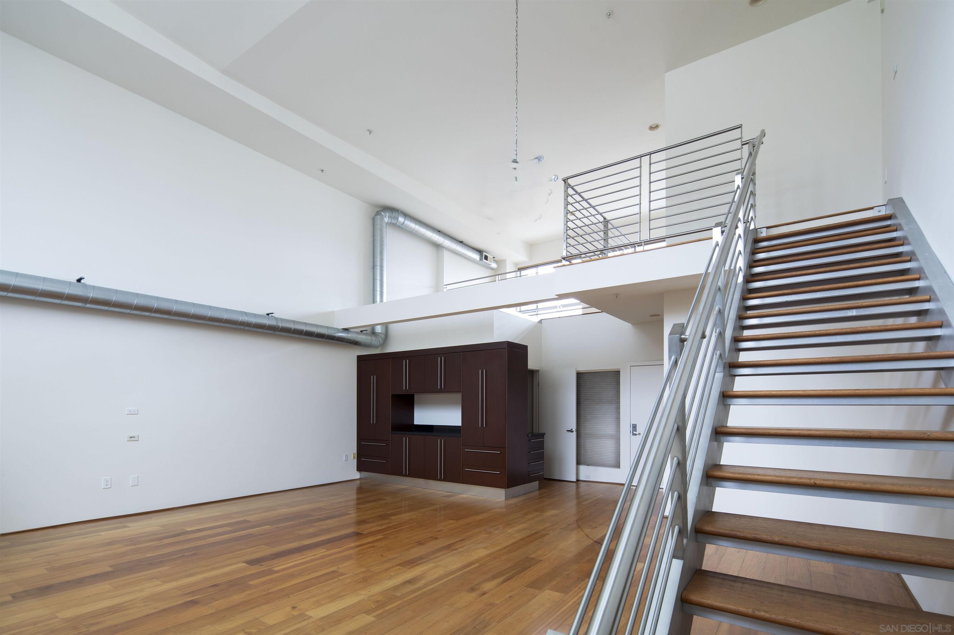 Detail Gallery Image 9 of 45 For 1943  India St  401, San Diego,  CA 92101 - 2 Beds | 2/1 Baths