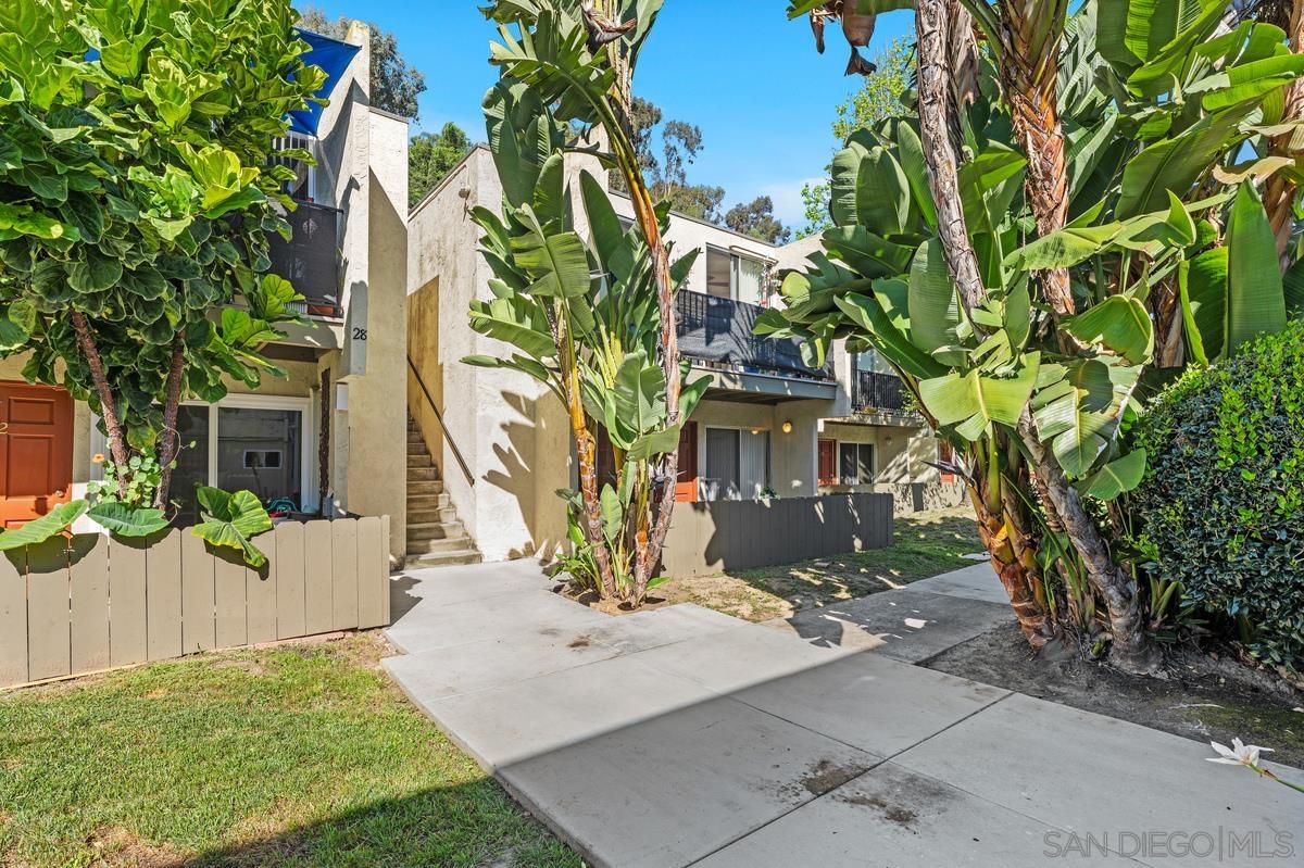 Detail Gallery Image 4 of 22 For 2850  Reynard Way  #11,  San Diego,  CA 92103 - 2 Beds | 1 Baths