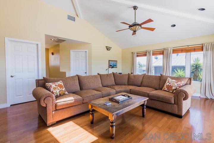 Detail Gallery Image 14 of 24 For 1566  Santa Barbara, San Diego,  CA 92107 - 4 Beds | 3 Baths