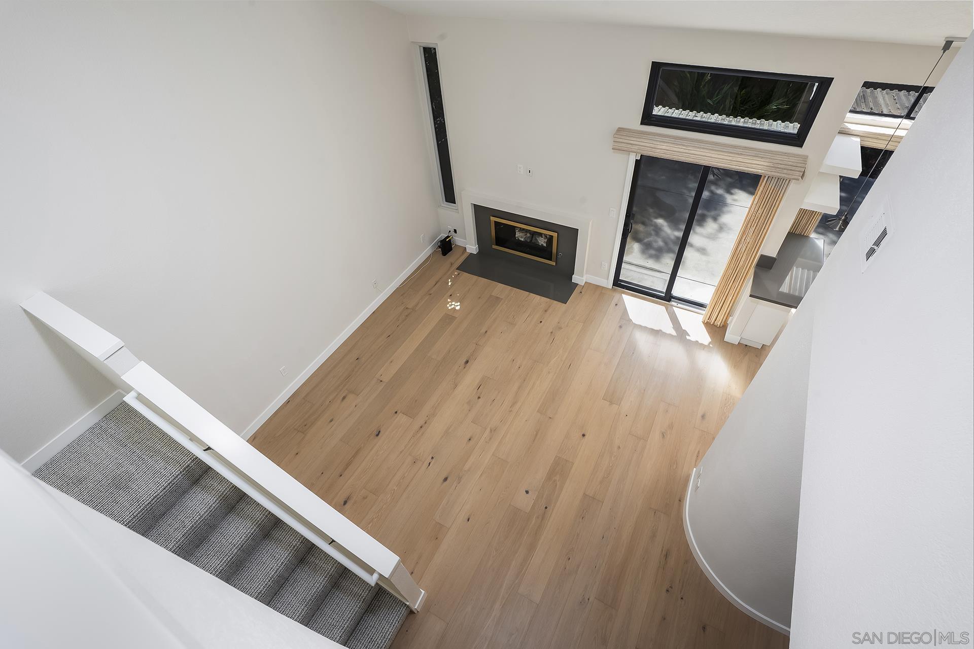 Detail Gallery Image 19 of 35 For 6370  Caminito Del Cervato, San Diego,  CA 92111 - 3 Beds | 3 Baths