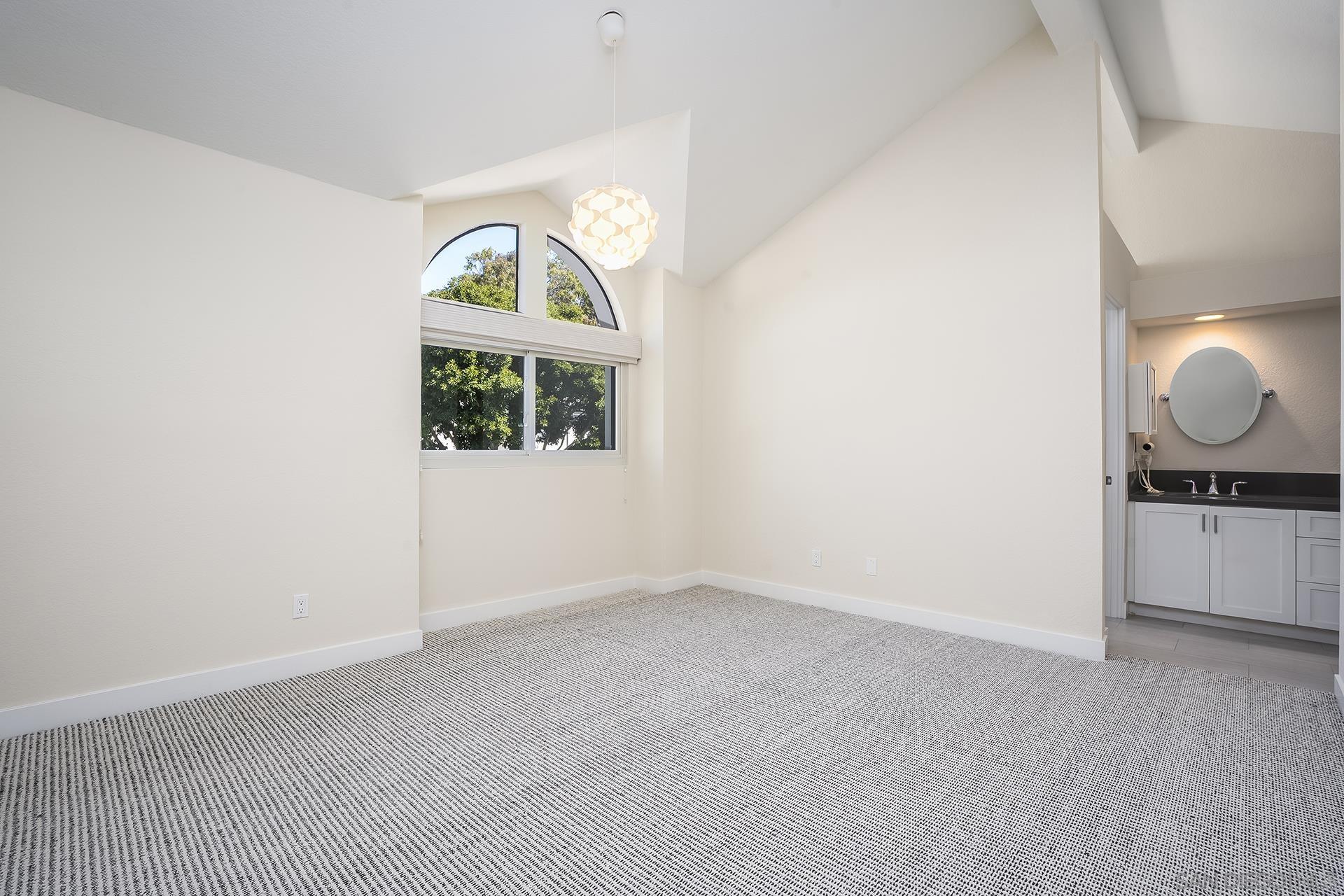 Detail Gallery Image 20 of 35 For 6370  Caminito Del Cervato, San Diego,  CA 92111 - 3 Beds | 3 Baths