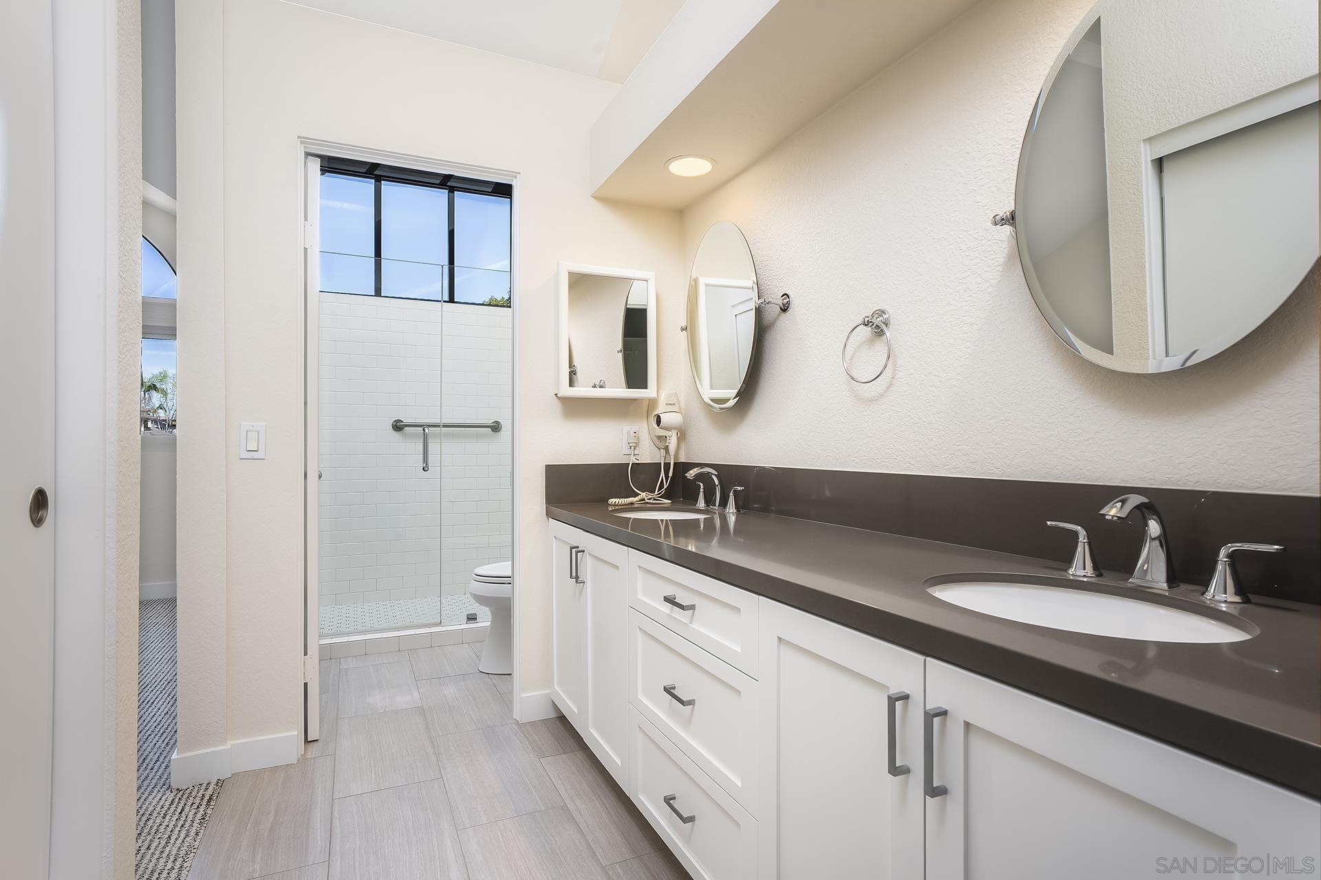 Detail Gallery Image 22 of 35 For 6370  Caminito Del Cervato, San Diego,  CA 92111 - 3 Beds | 3 Baths