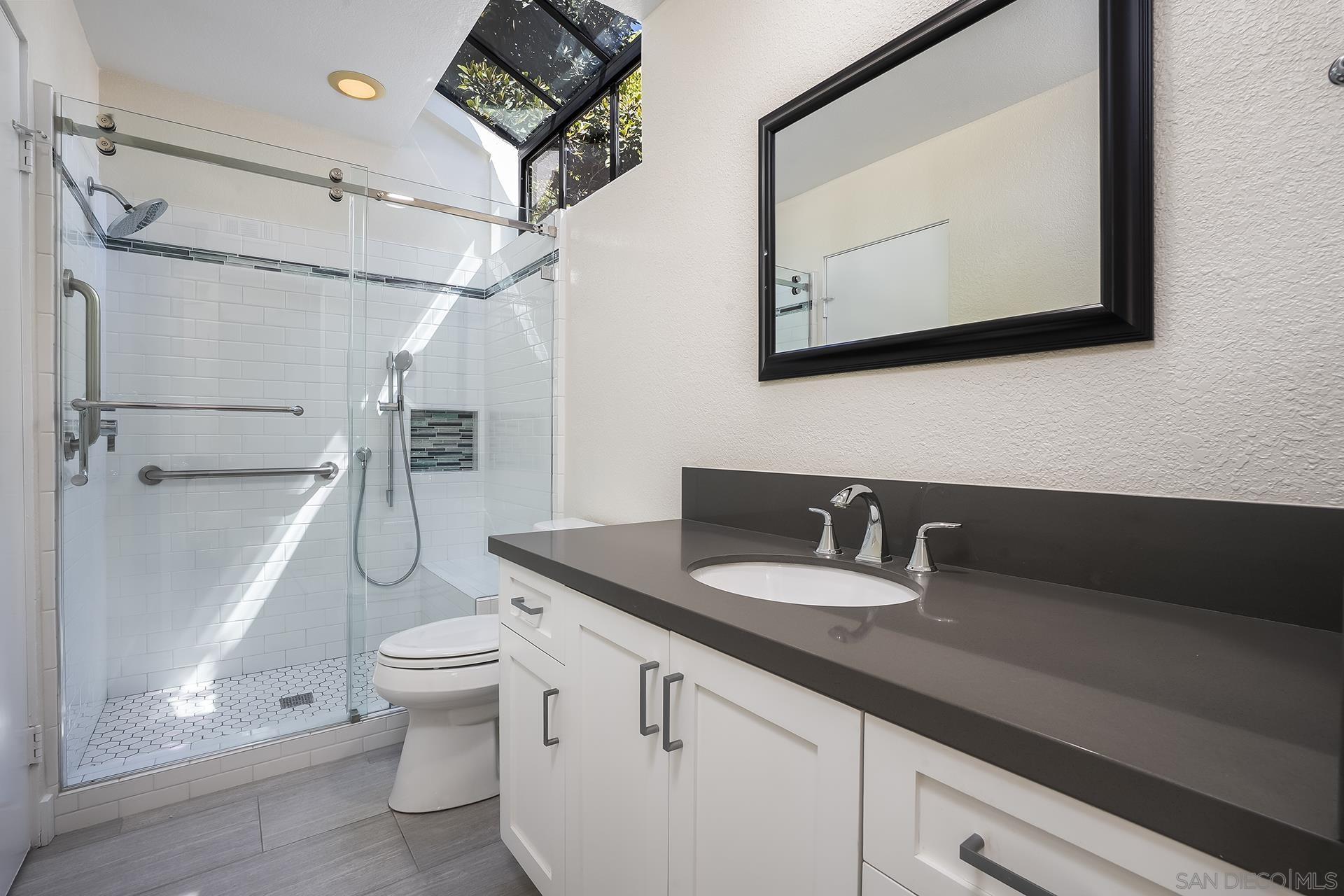 Detail Gallery Image 27 of 35 For 6370  Caminito Del Cervato, San Diego,  CA 92111 - 3 Beds | 3 Baths