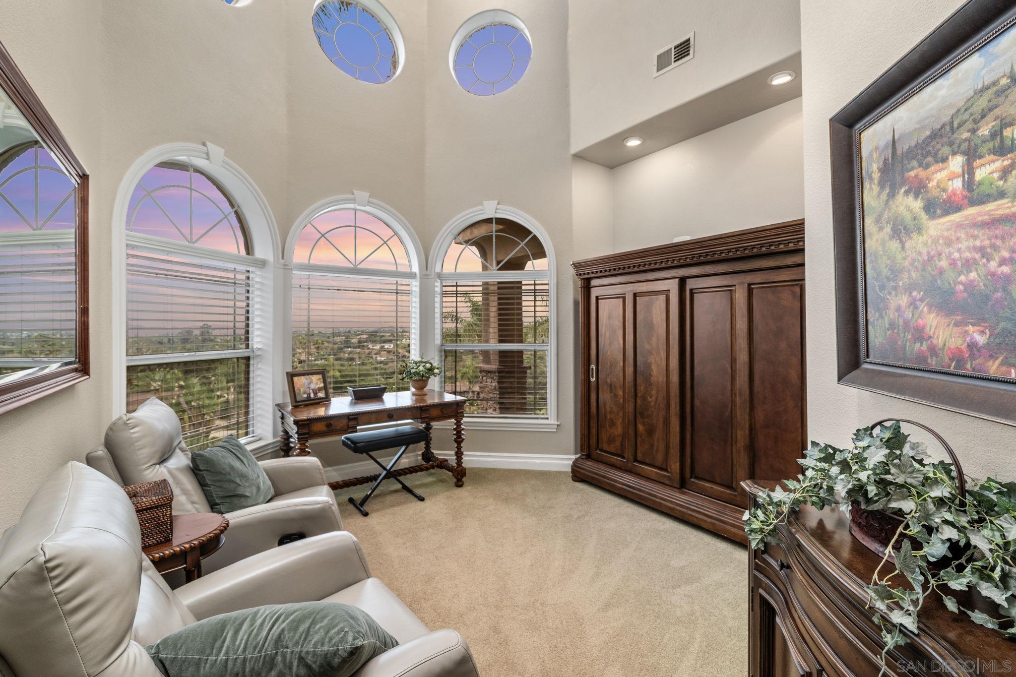 Detail Gallery Image 30 of 69 For 2270  Summit Drive, Escondido,  CA 92025 - 6 Beds | 3/1 Baths