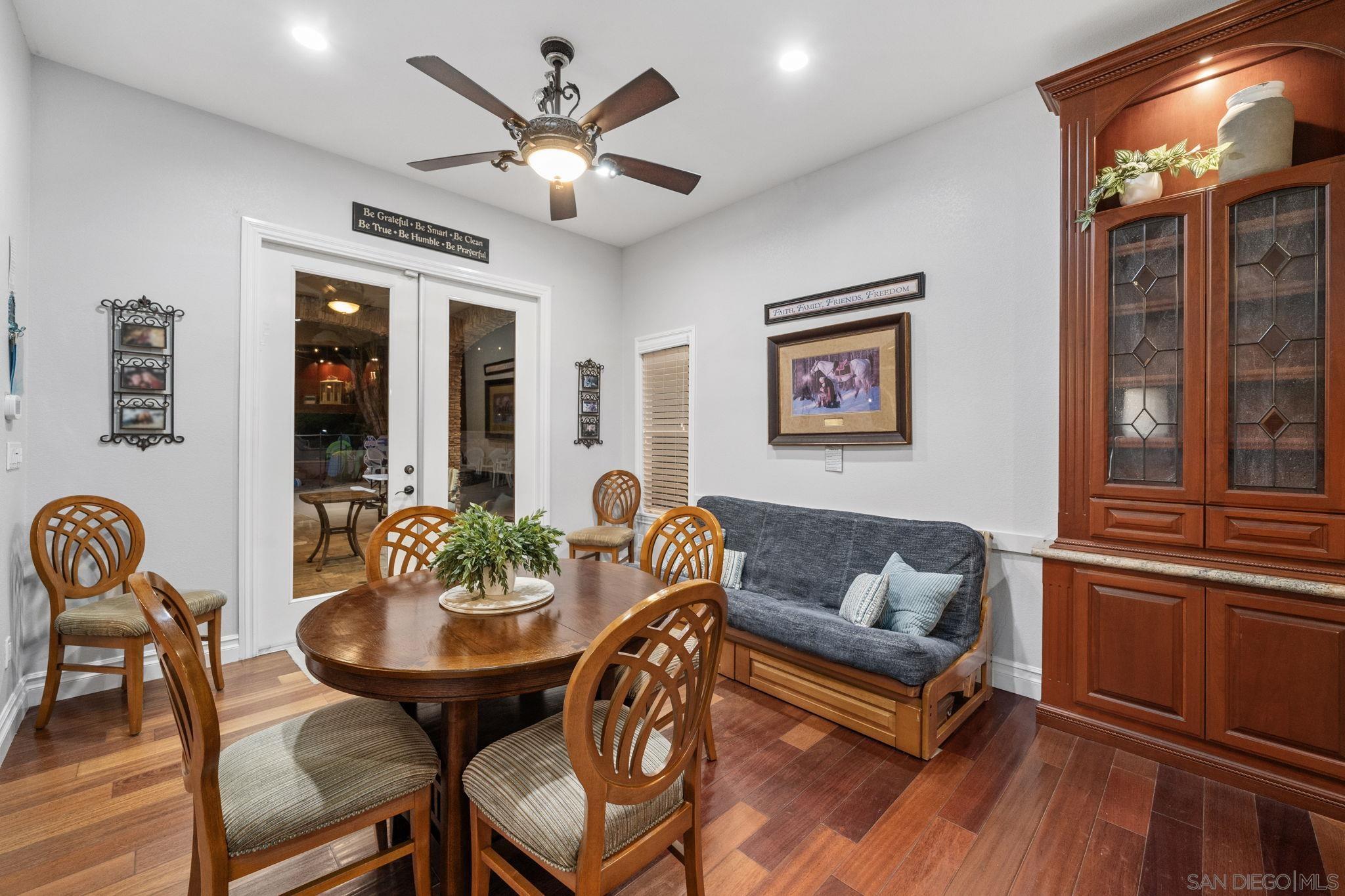 Detail Gallery Image 57 of 69 For 2270  Summit Drive, Escondido,  CA 92025 - 6 Beds | 3/1 Baths