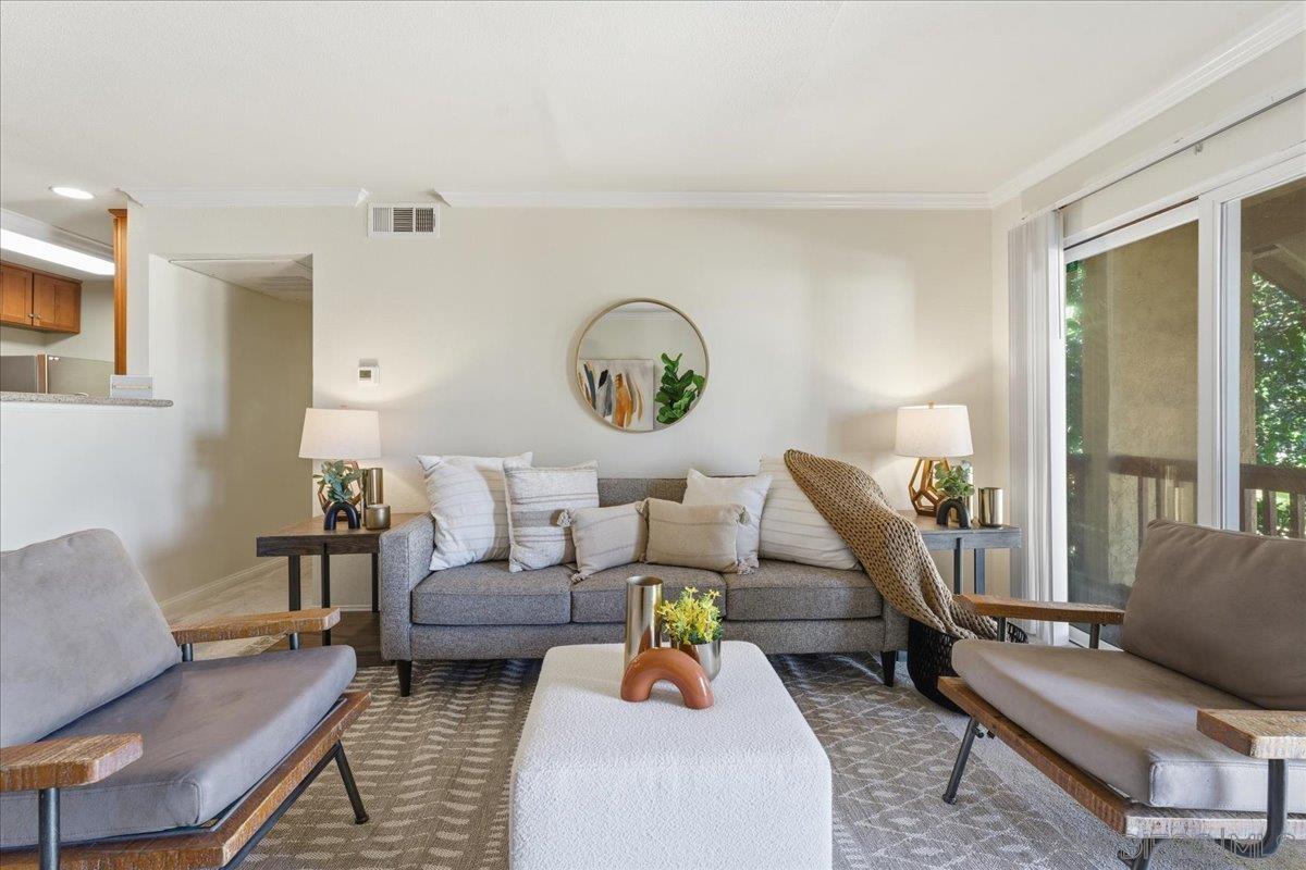 Detail Gallery Image 6 of 29 For 180  Chambers St  #21,  El Cajon,  CA 92020 - 2 Beds | 2 Baths