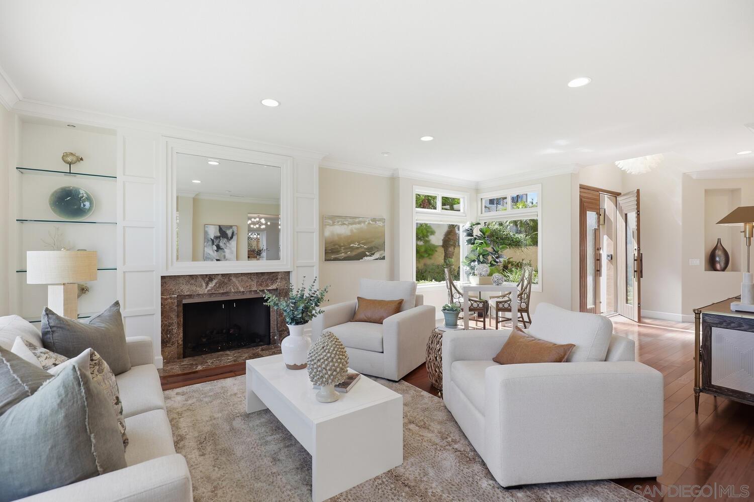 Detail Gallery Image 11 of 47 For 21  Spinnaker Way, Coronado,  CA 92118 - 4 Beds | 3/1 Baths