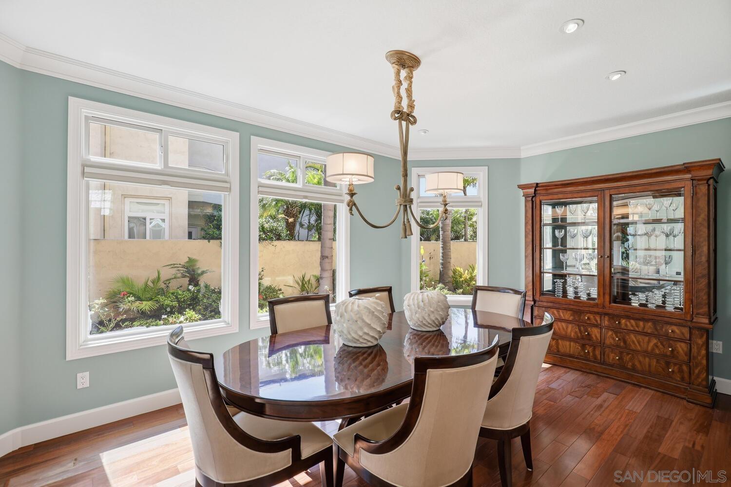 Detail Gallery Image 20 of 47 For 21  Spinnaker Way, Coronado,  CA 92118 - 4 Beds | 3/1 Baths