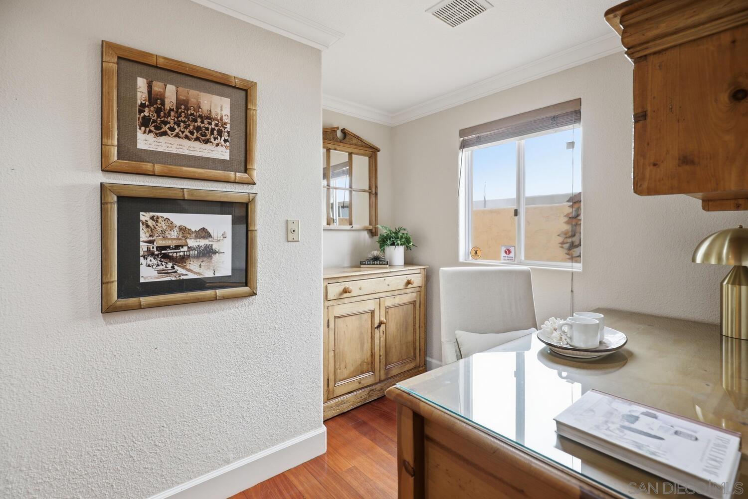 Detail Gallery Image 22 of 47 For 21  Spinnaker Way, Coronado,  CA 92118 - 4 Beds | 3/1 Baths